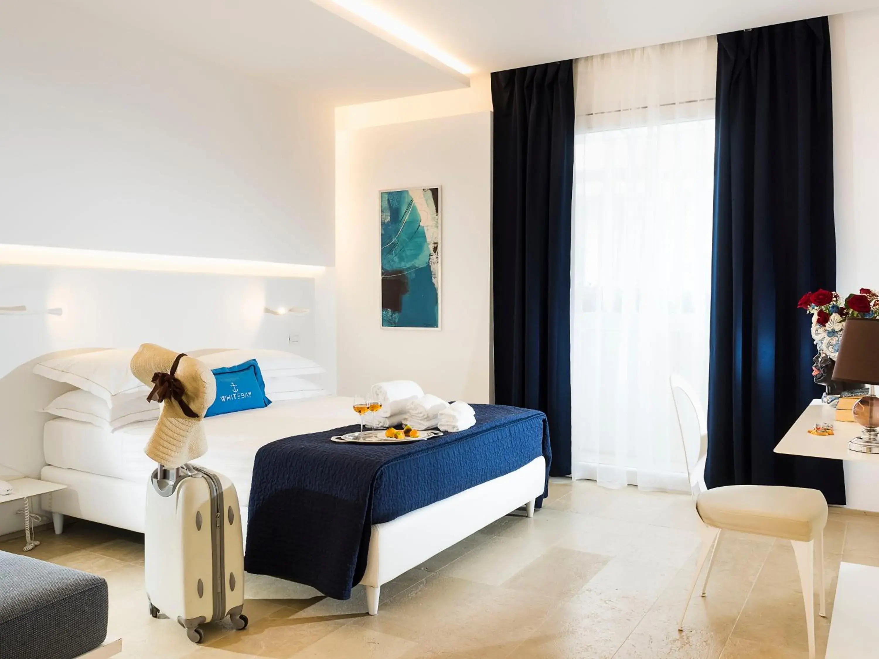 Standard Double Room in White Bay Standard Double Room in White Bay