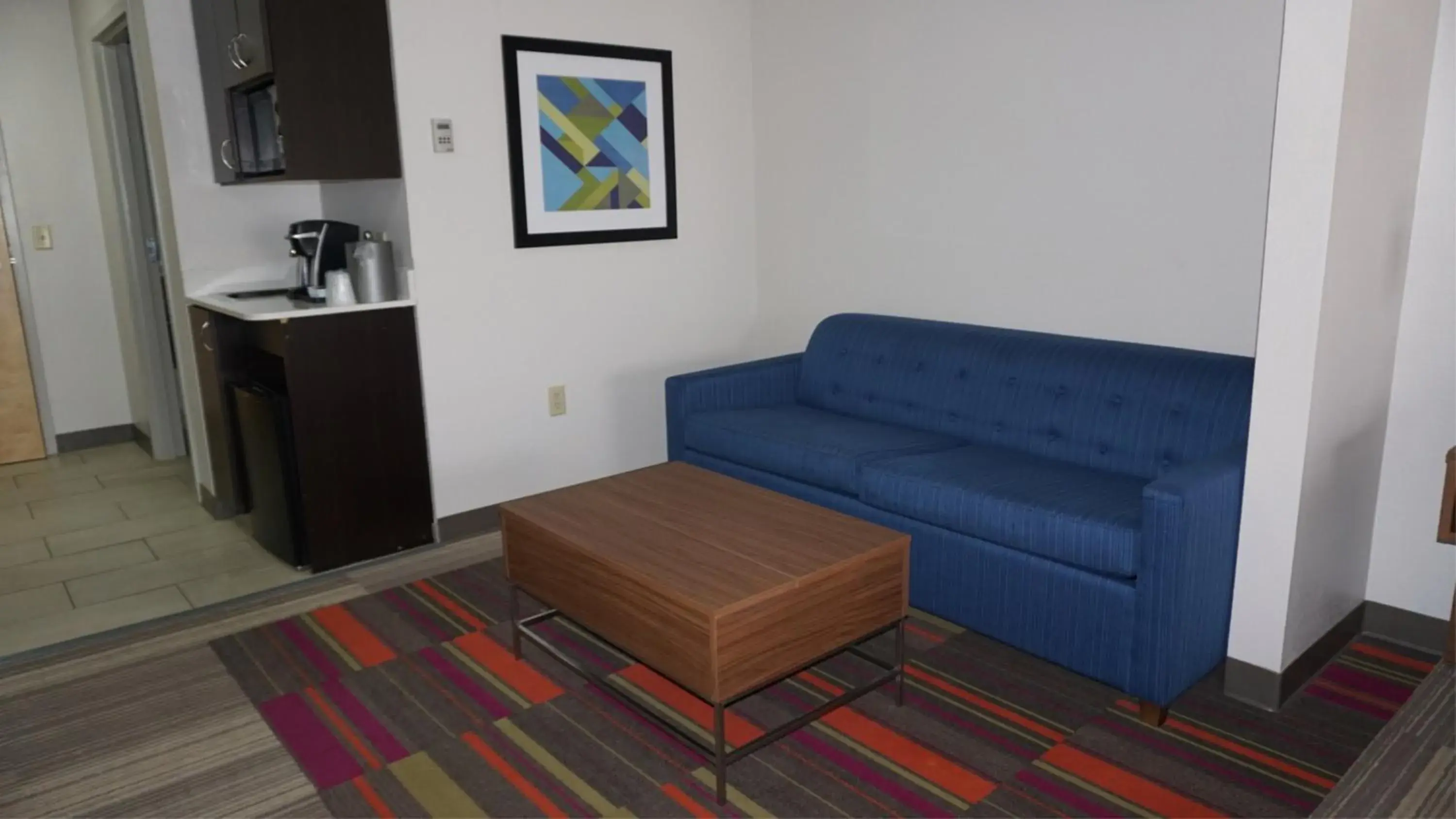Queen Suite with Two Queen Beds and Sofa Bed in Holiday Inn Express Hotel & Suites Greensboro-East by IHG Queen Suite with Two Queen Beds and Sofa Bed in Holiday Inn Express Hotel & Suites Greensboro-East by IHG