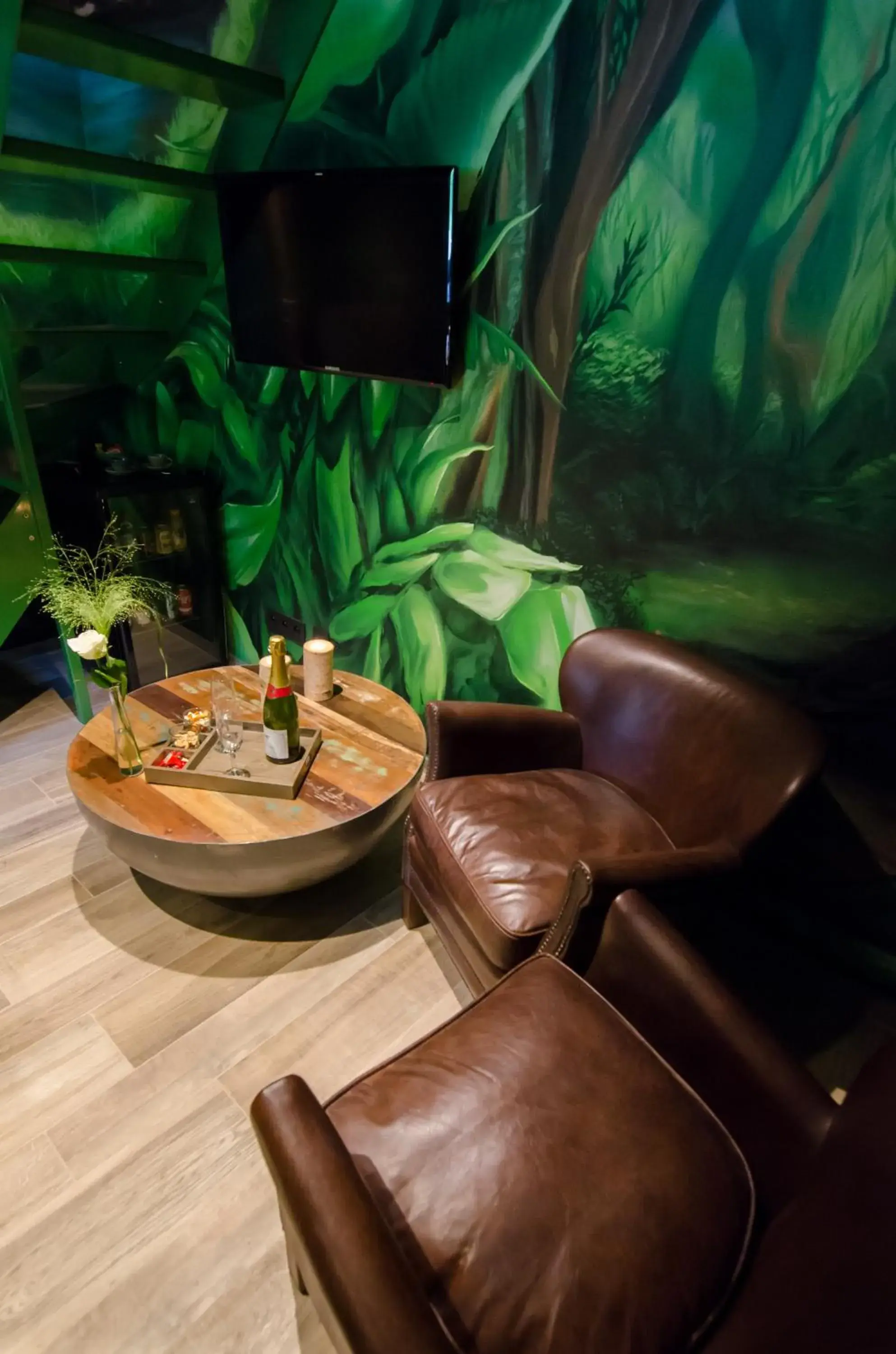 Duplex Double Room A la poursuite du Diamant vert in River Lodge Hotel Insolite Duplex Double Room A la poursuite du Diamant vert in River Lodge Hotel Insolite