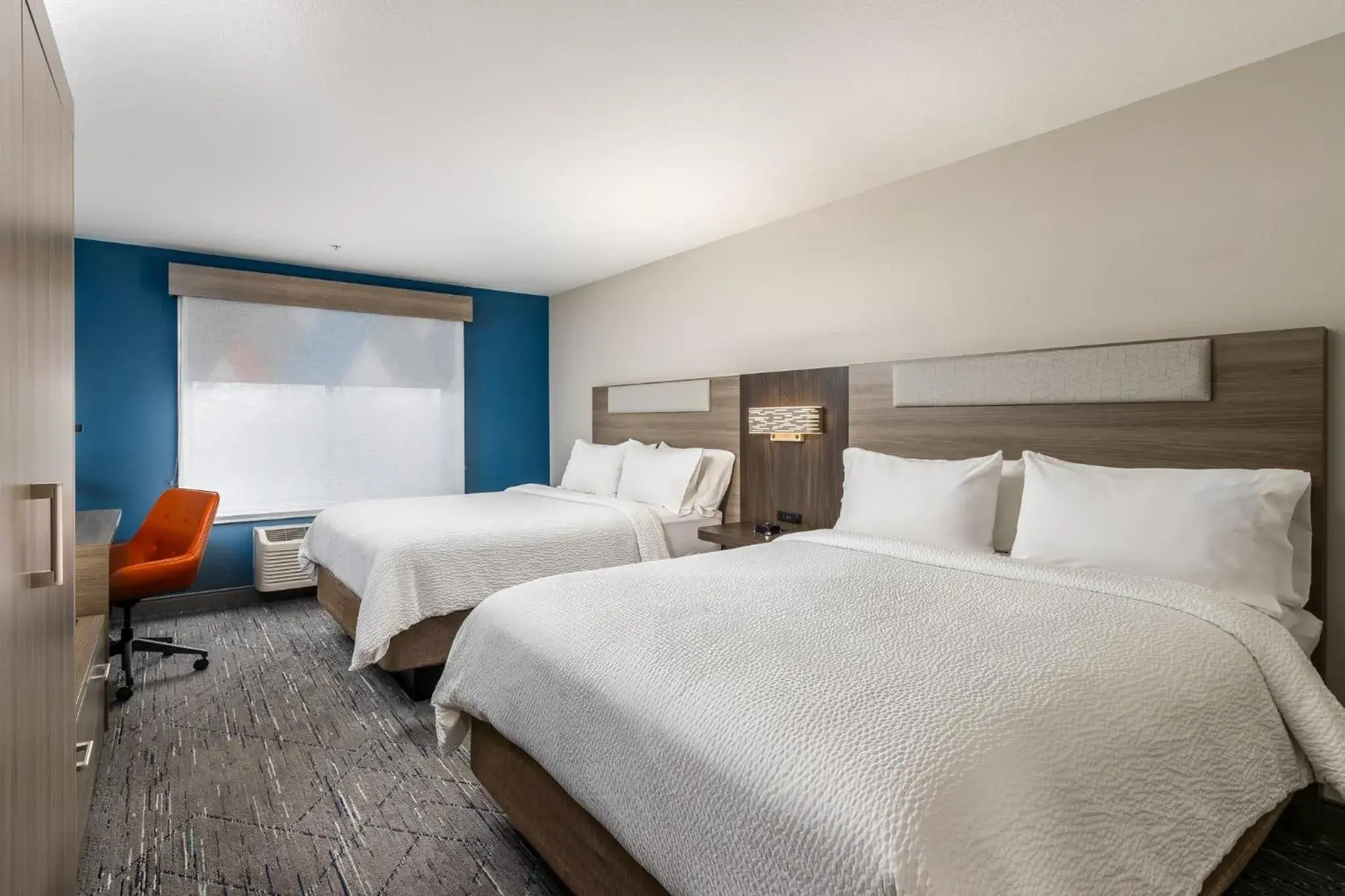 Standard Room in Holiday Inn Express Hotel & Suites Vancouver Mall-Portland Area by IHG Standard Room in Holiday Inn Express Hotel & Suites Vancouver Mall-Portland Area by IHG