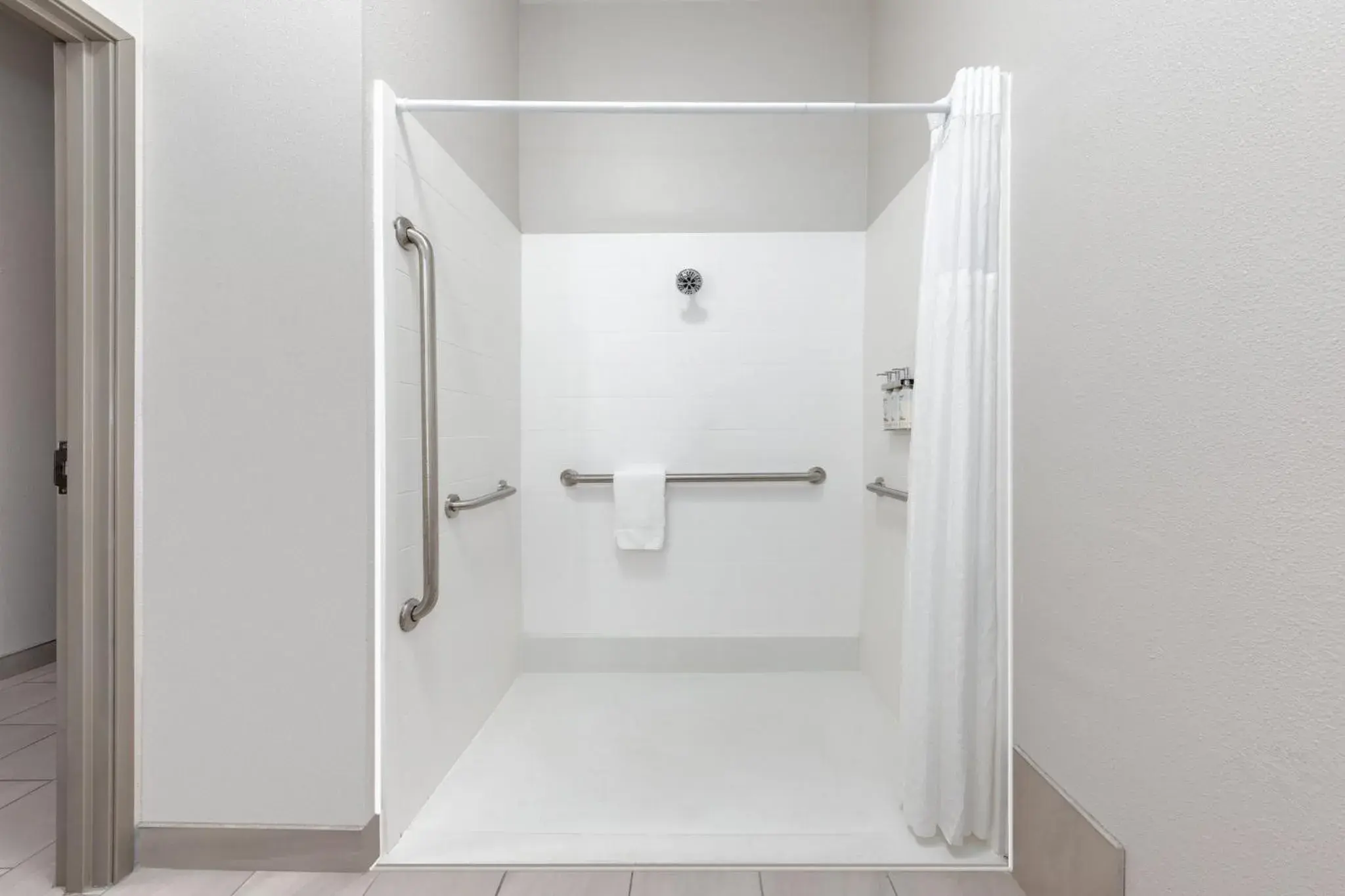 Standard Queen Room with Two Queen Beds and Mobility Accessible Roll-In Shower in Holiday Inn Express Hotel and Suites Athens by IHG Standard Queen Room with Two Queen Beds and Mobility Accessible Roll-In Shower in Holiday Inn Express Hotel and Suites Athens by IHG