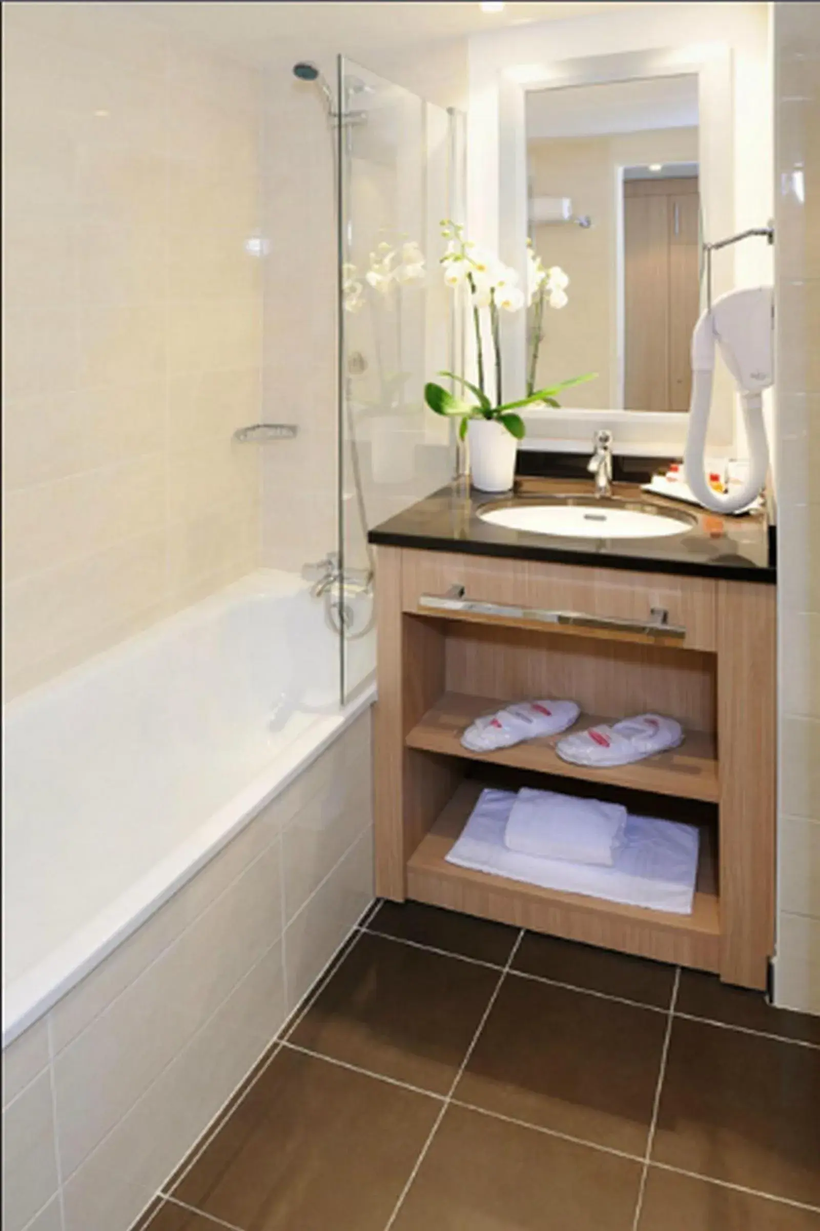 Executive Apartment in Residhome Nantes Berges De La Loire Executive Apartment in Residhome Nantes Berges De La Loire