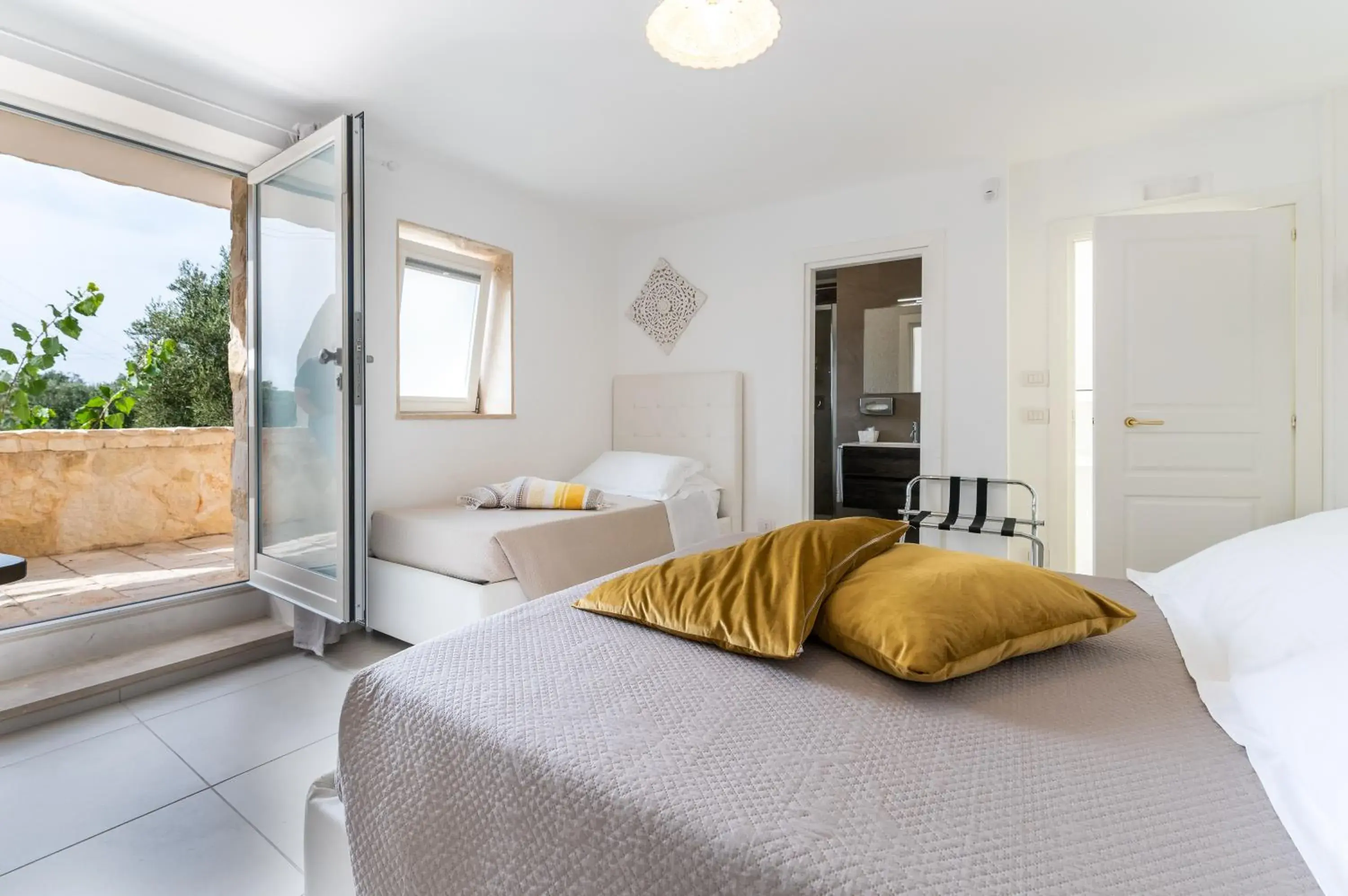 Deluxe Triple Room in La Terrazza Sulla Rupe Relais Deluxe Triple Room in La Terrazza Sulla Rupe Relais