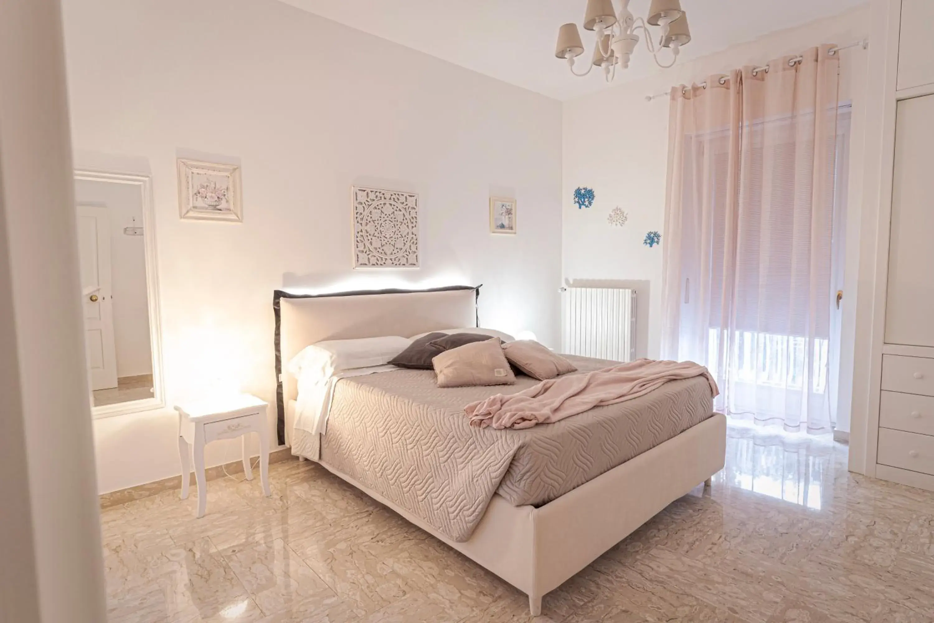 Superior Triple Room in La Terrazza Sulla Rupe Relais Superior Triple Room in La Terrazza Sulla Rupe Relais