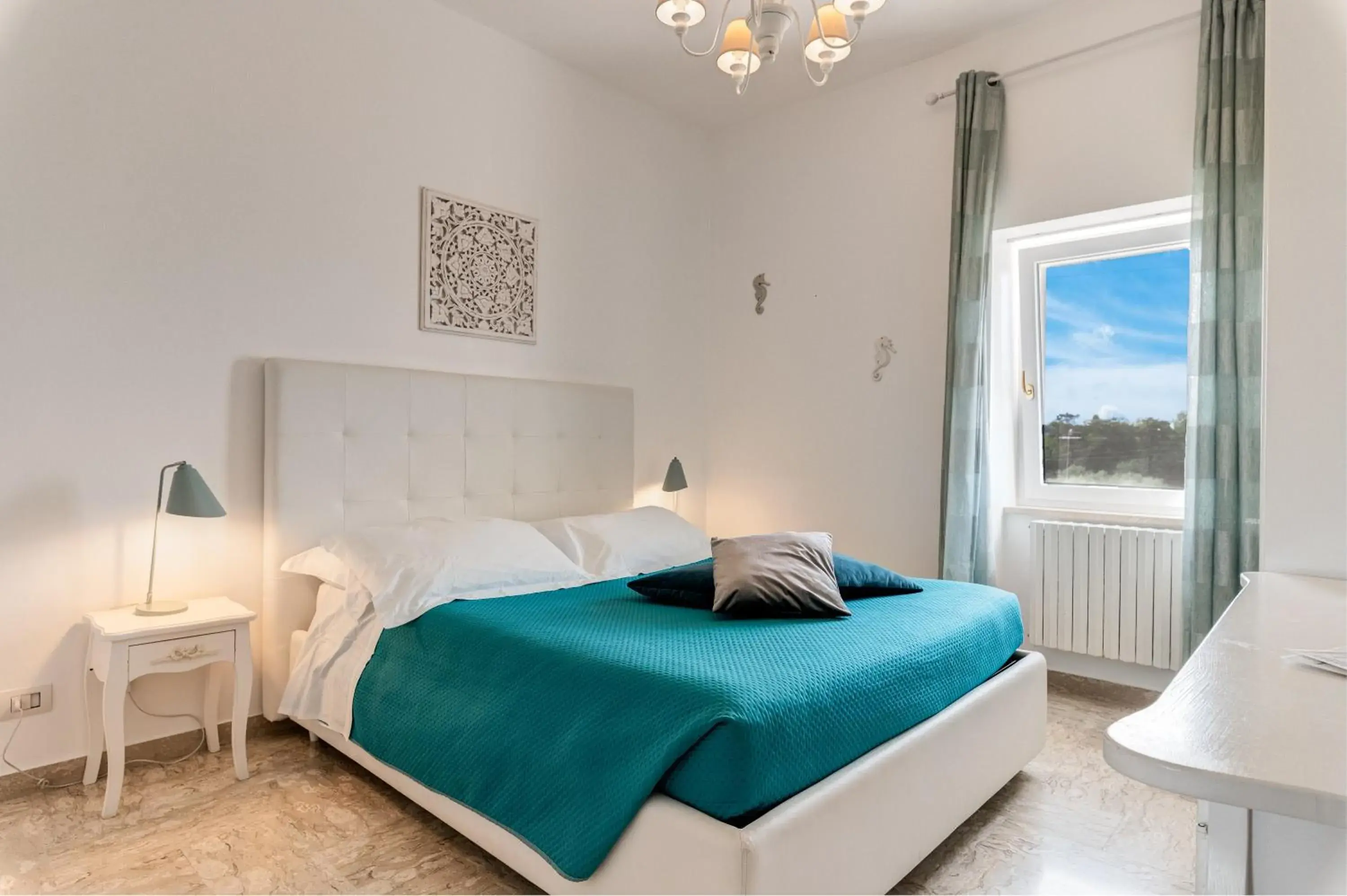 Comfort Triple Room with Shower in La Terrazza Sulla Rupe Relais Comfort Triple Room with Shower in La Terrazza Sulla Rupe Relais