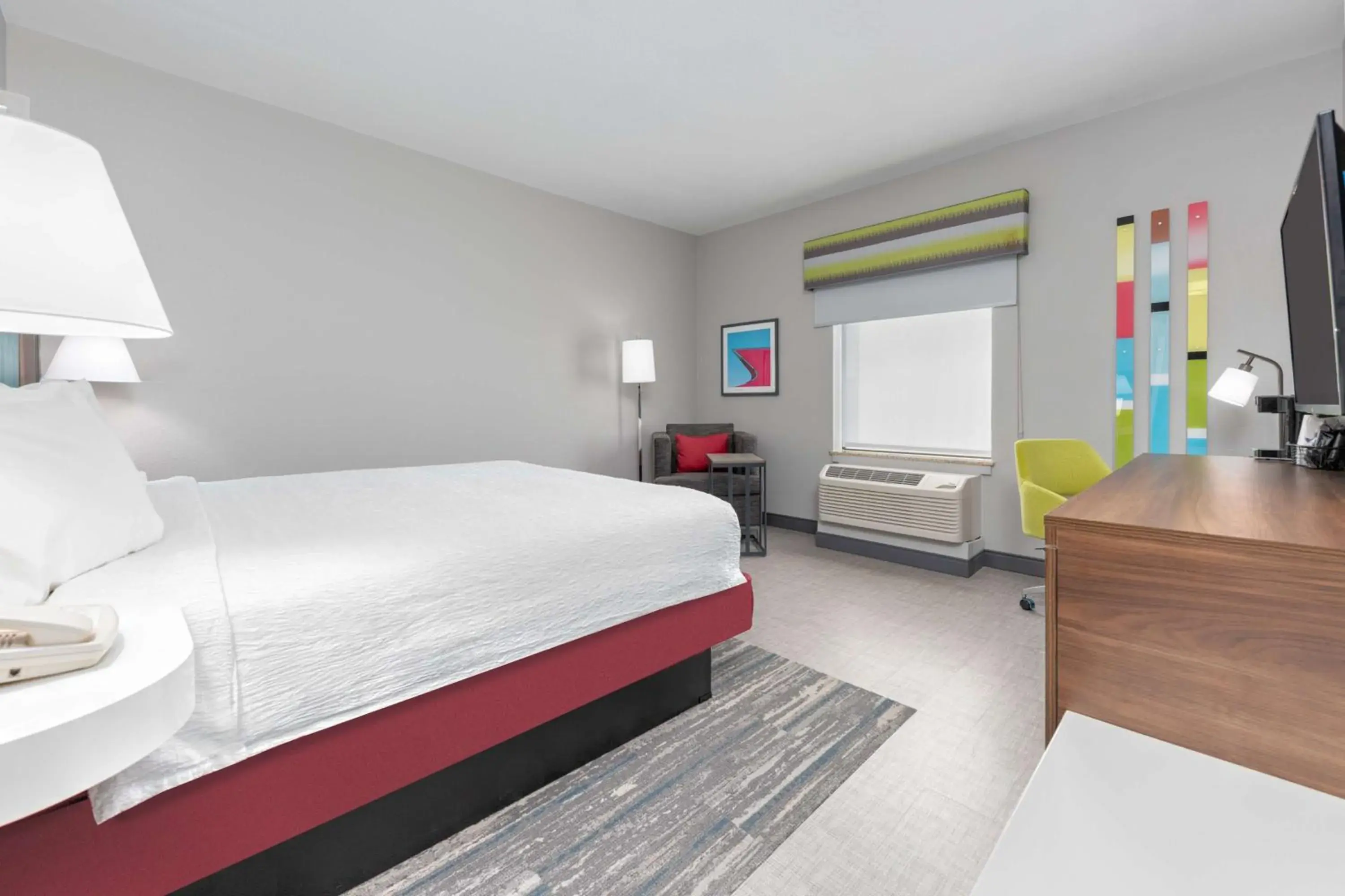 King Room with King Bed - Non-Smoking in Hampton Inn and Suites Lake Jackson-Clute King Room with King Bed - Non-Smoking in Hampton Inn and Suites Lake Jackson-Clute