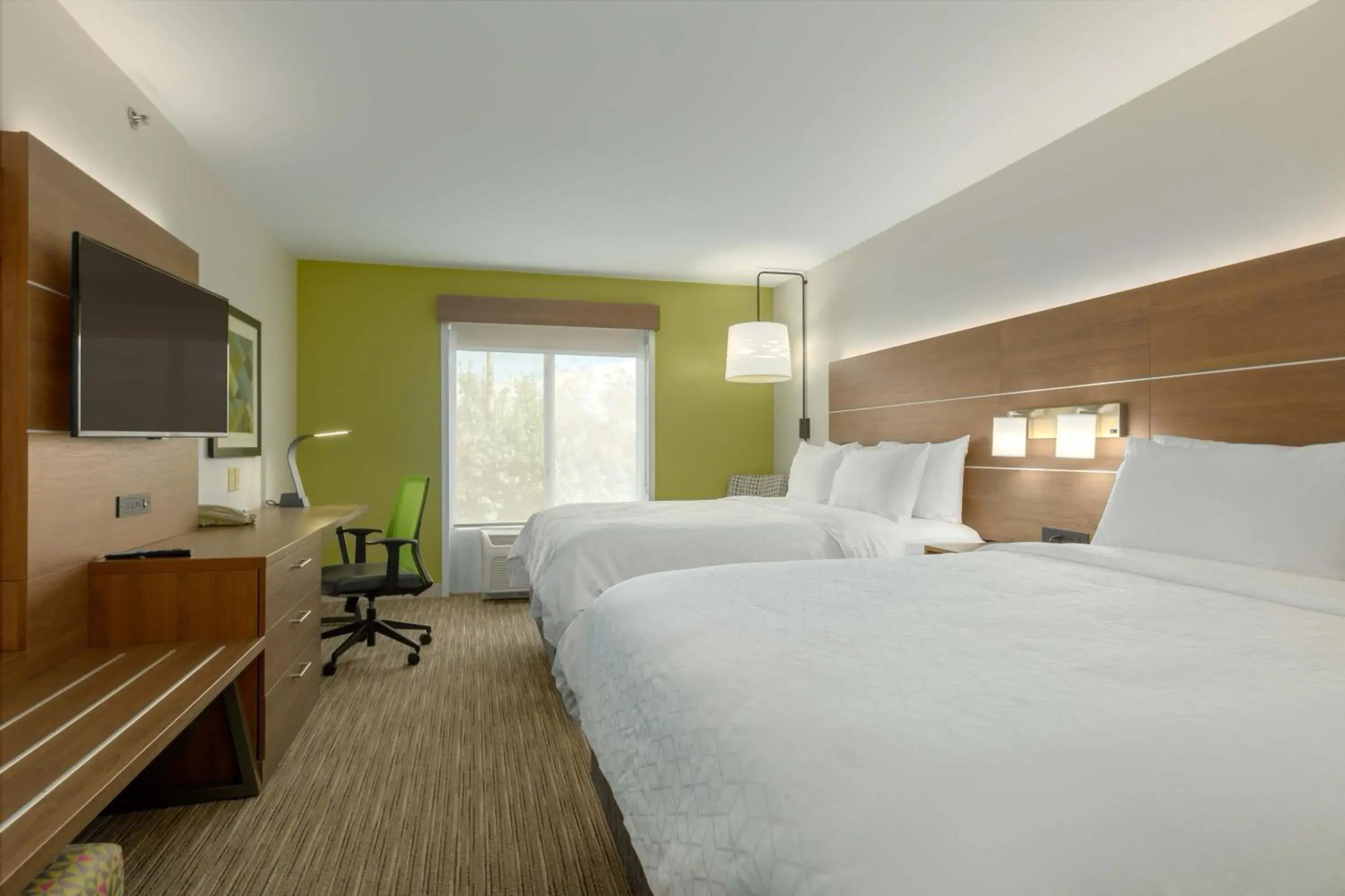 Standard Queen Room with Two Queen Beds in Holiday Inn Express Hotel & Suites Binghamton University-Vestal by IHG Standard Queen Room with Two Queen Beds in Holiday Inn Express Hotel & Suites Binghamton University-Vestal by IHG