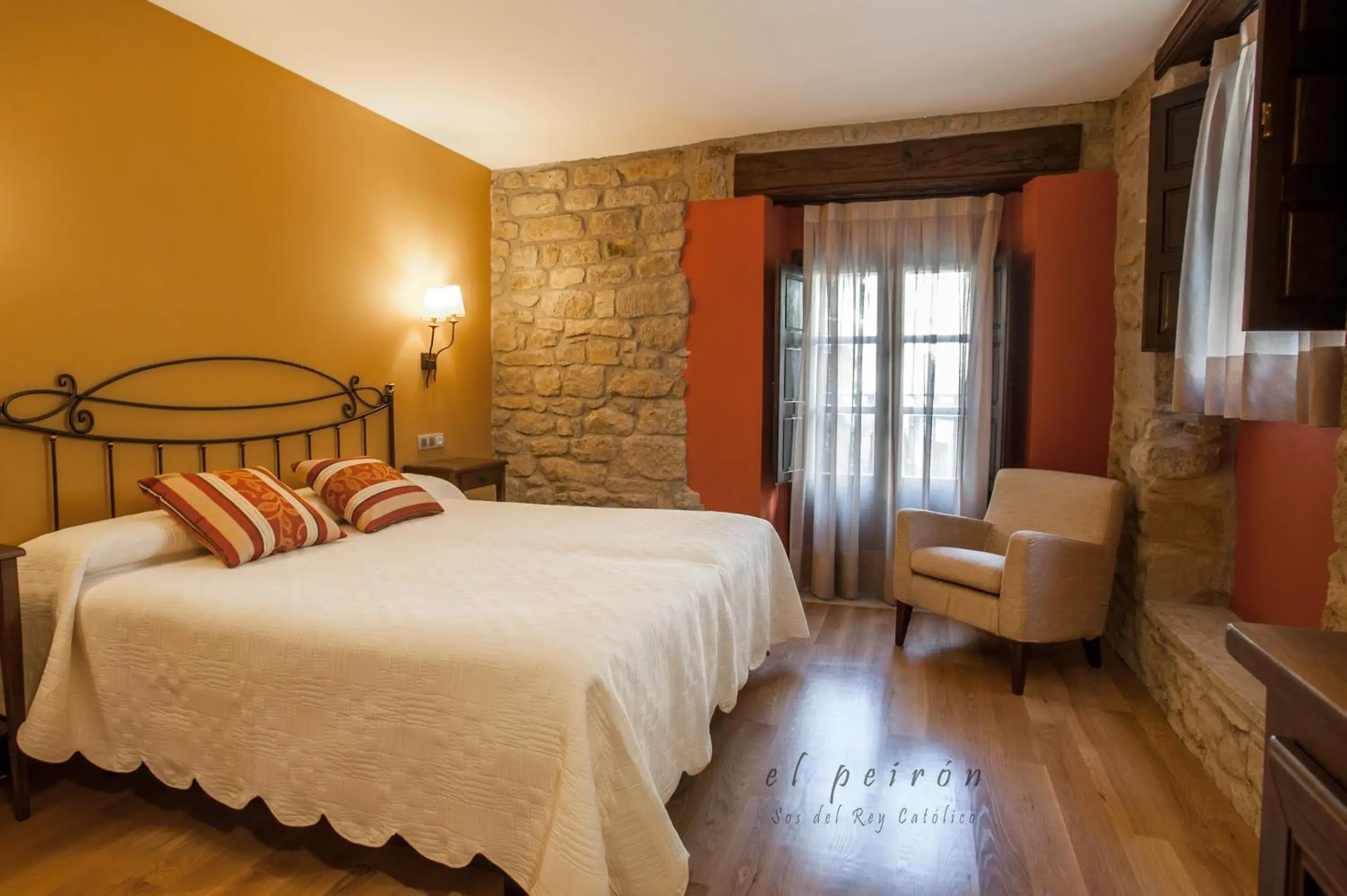 Triple Room in El Peiron Triple Room in El Peiron