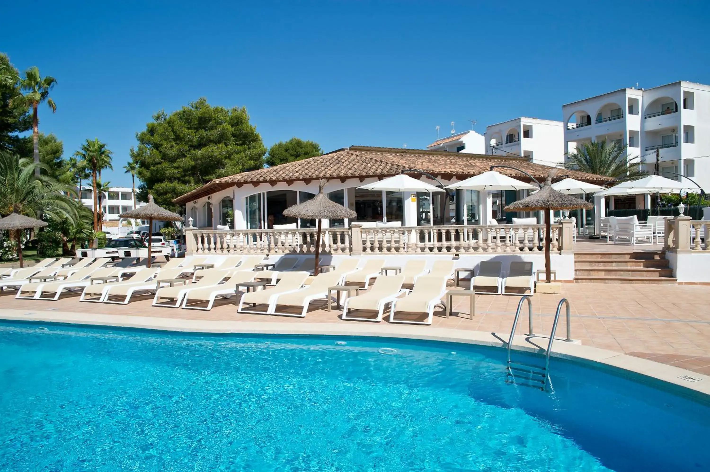 Aparthotel Pierre & Vacances Mallorca Cecilia Aparthotel Pierre & Vacances Mallorca Cecilia