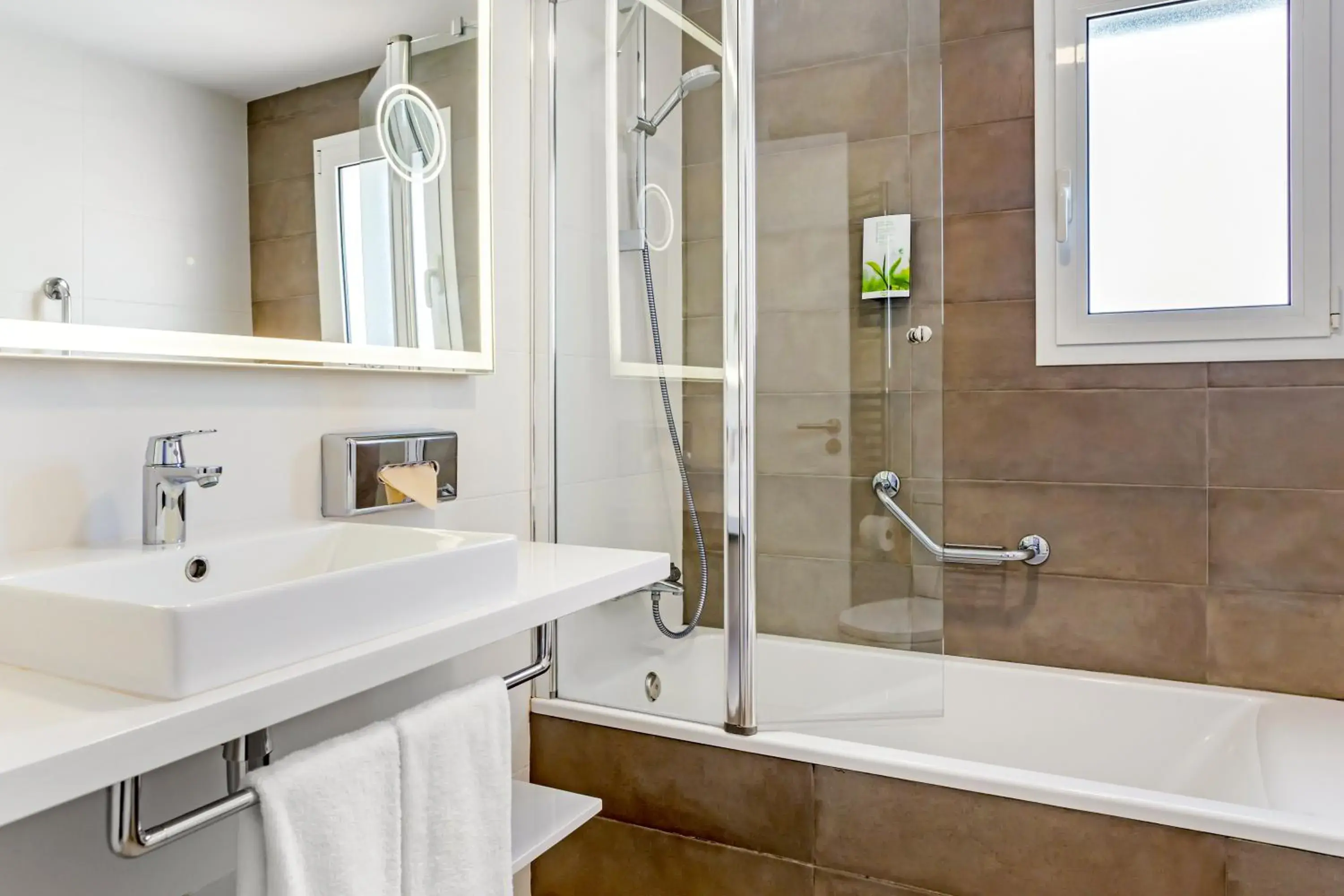 One-Bedroom Apartment in White Sands Beach Club One-Bedroom Apartment in White Sands Beach Club