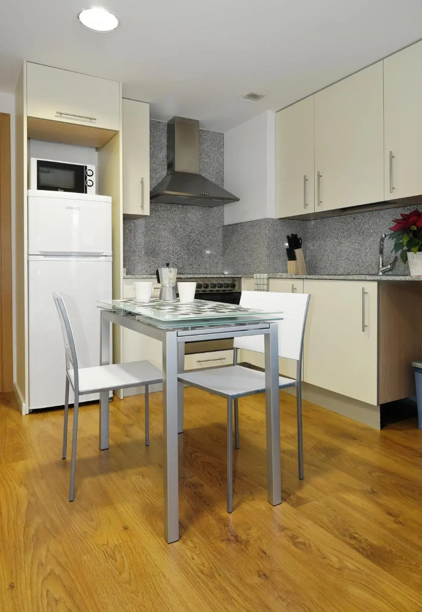 One-Bedroom Apartment in Casa Palacio de los Sitios One-Bedroom Apartment in Casa Palacio de los Sitios