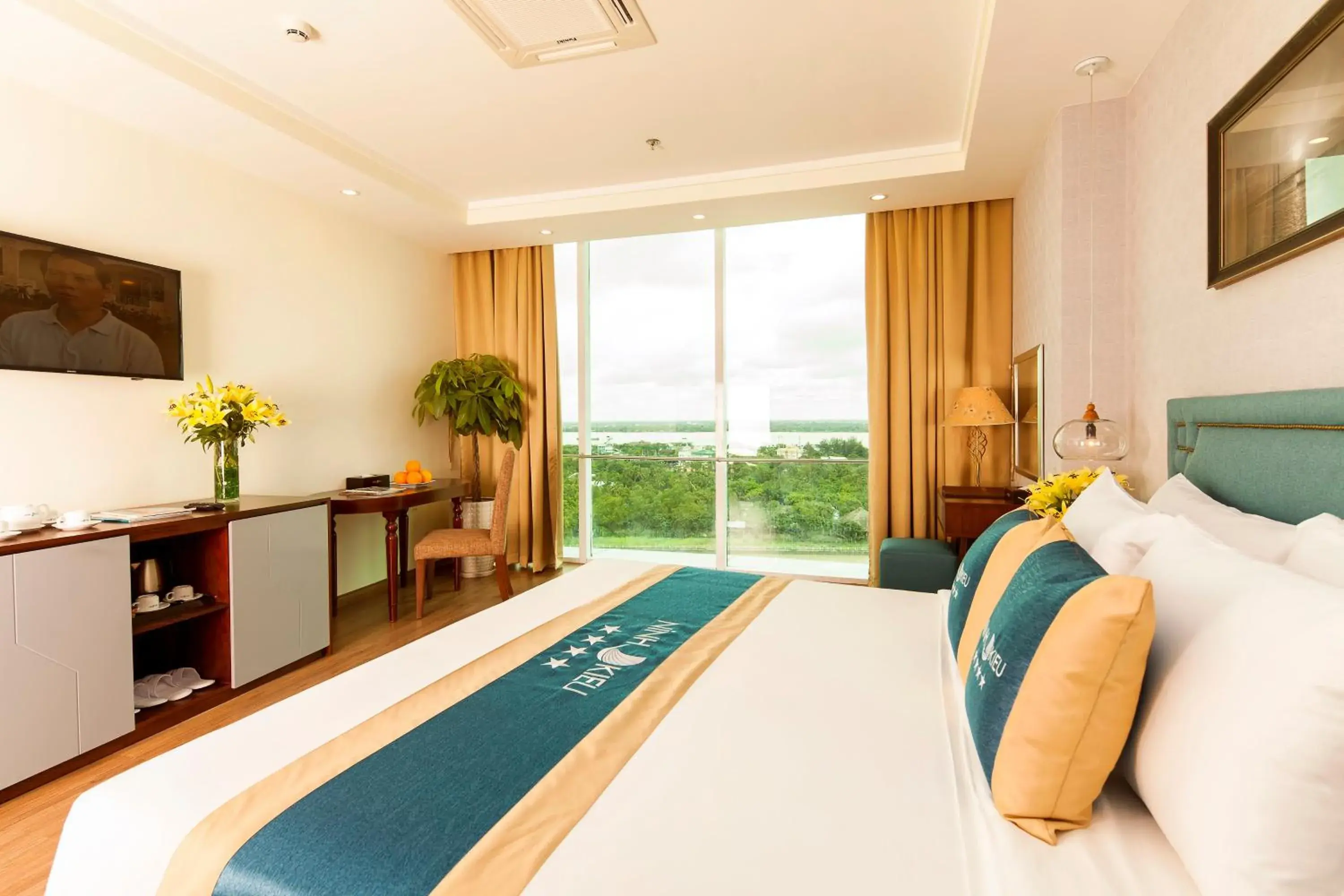 Superior Twin Room with River View in Ninh Kieu Riverside Hotel Superior Twin Room with River View in Ninh Kieu Riverside Hotel