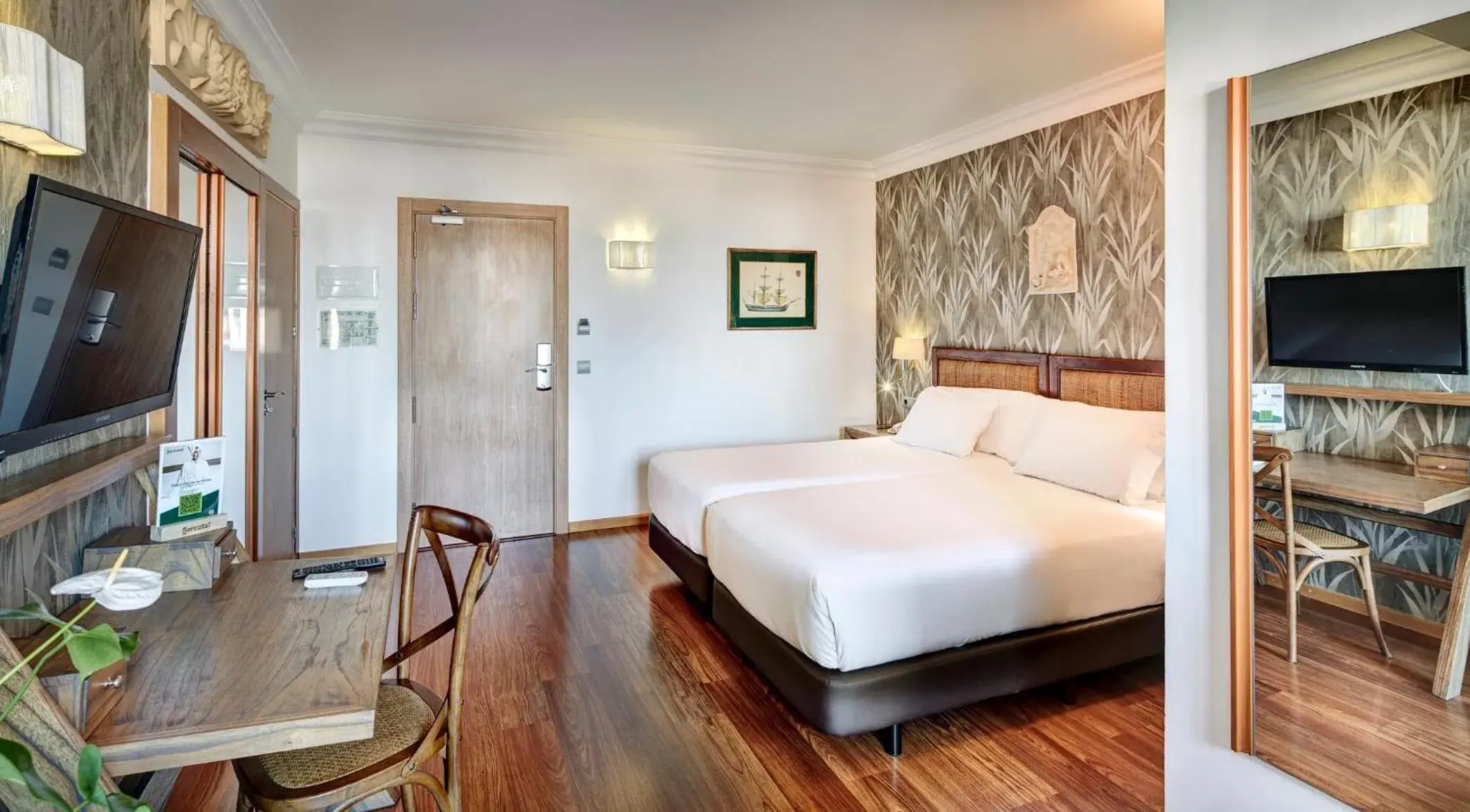 Twin Room in Sercotel Hotel President Twin Room in Sercotel Hotel President