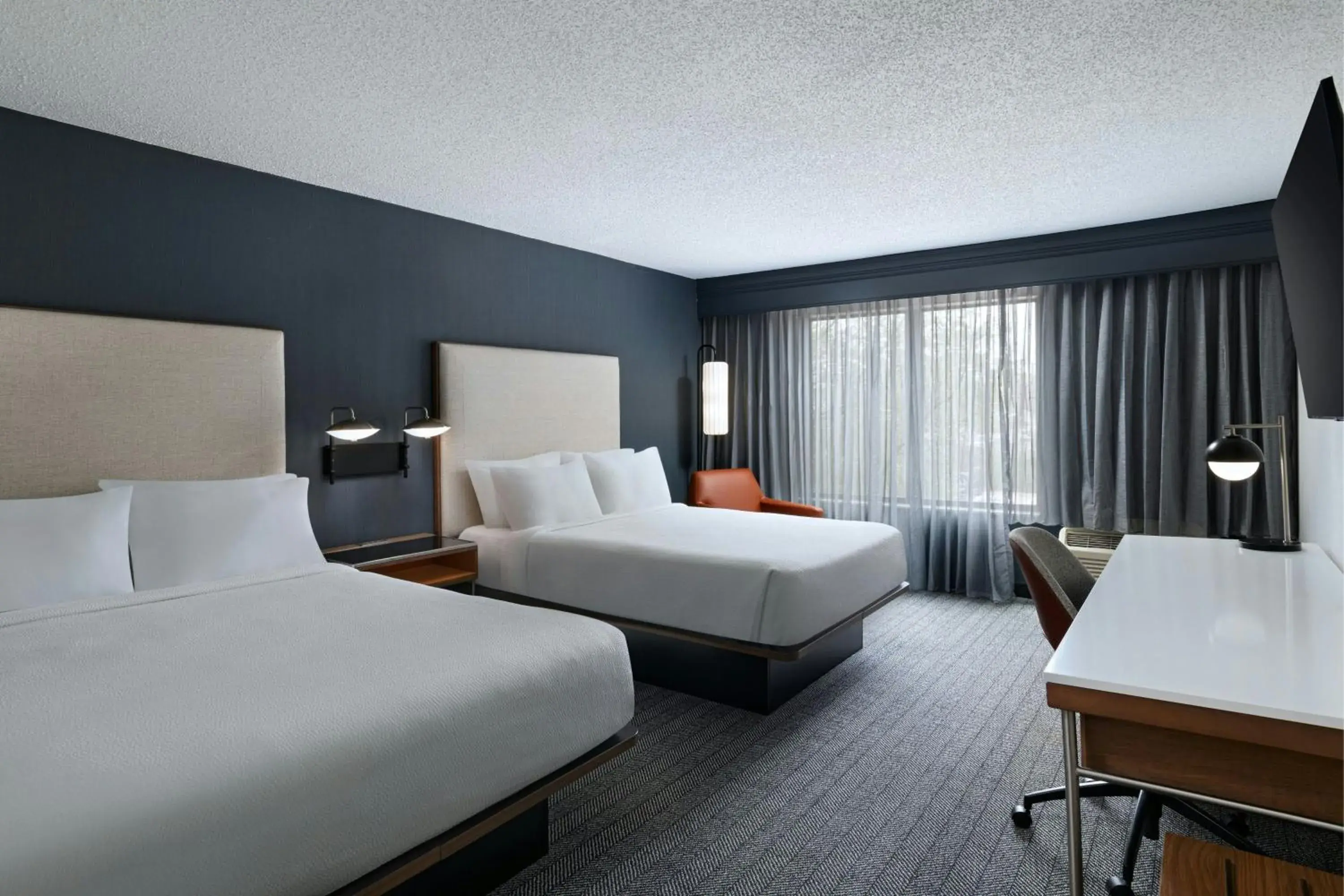 Queen Room with Two Queen Beds in Courtyard Houston The Woodlands Queen Room with Two Queen Beds in Courtyard Houston The Woodlands