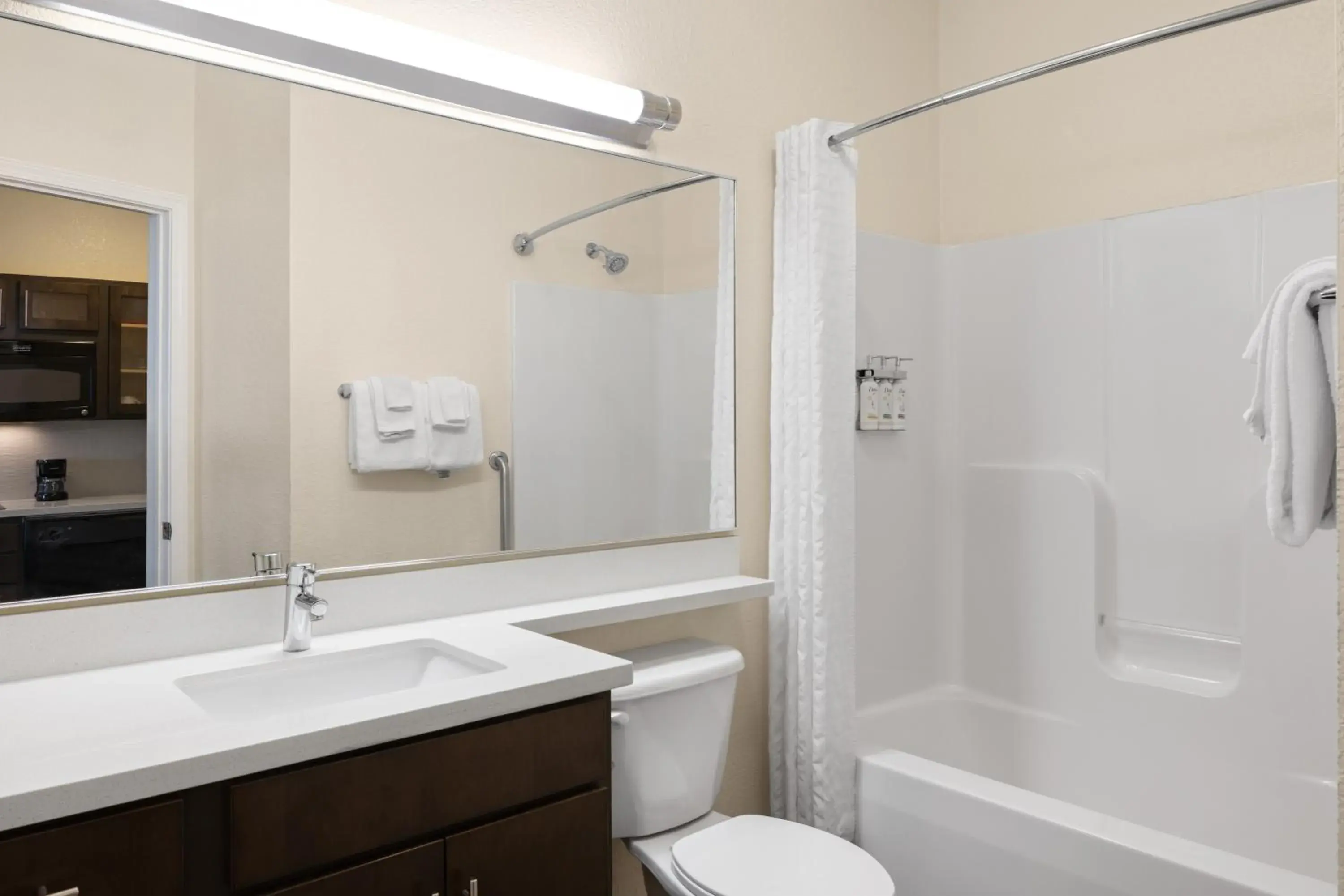 Queen Studio with Two Queen Beds - Hearing Accessible - Non-Smoking in Candlewood Suites Bismarck Queen Studio with Two Queen Beds - Hearing Accessible - Non-Smoking in Candlewood Suites Bismarck