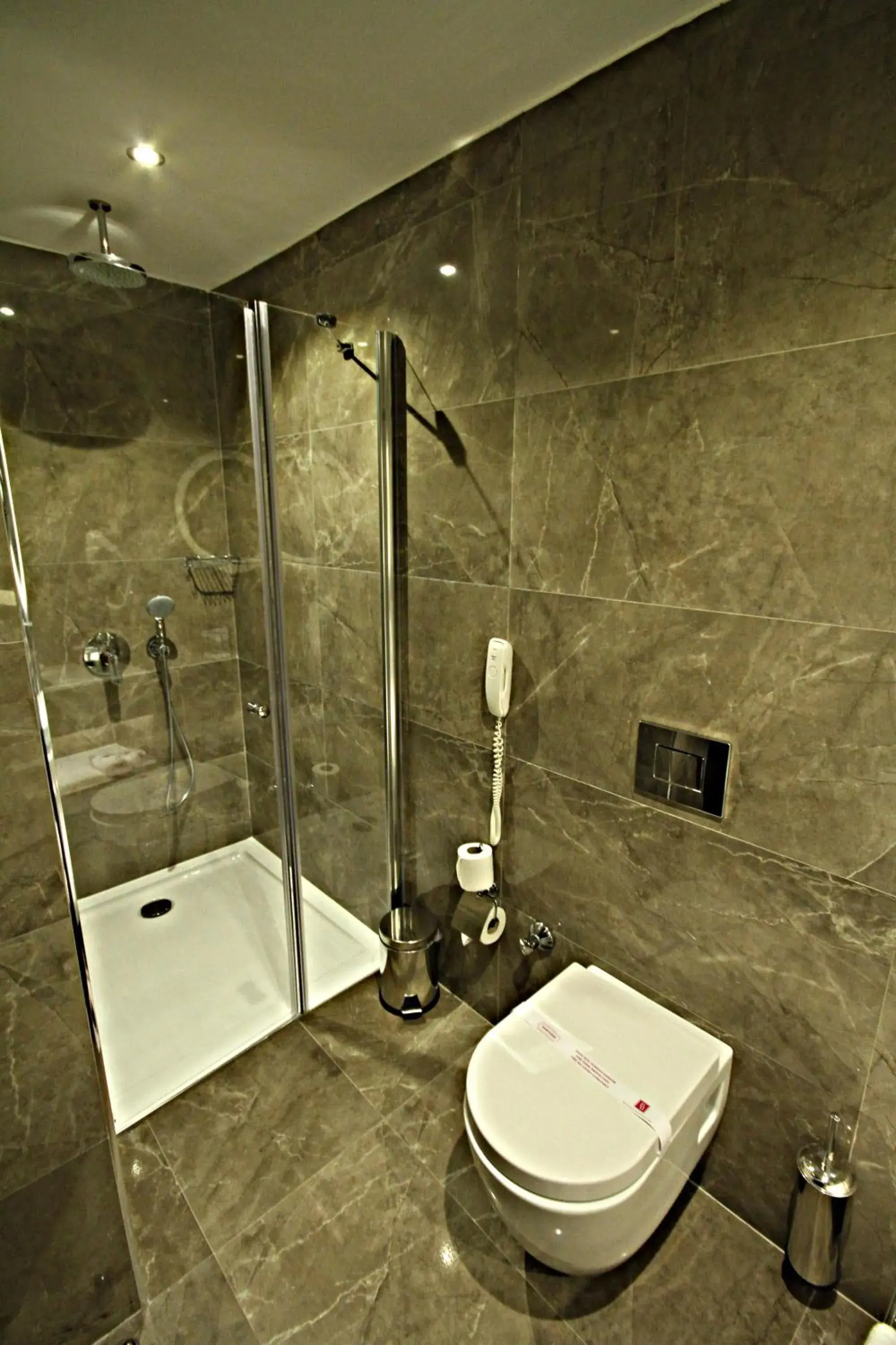 Deluxe Suite in B Business Hotel & Spa Deluxe Suite in B Business Hotel & Spa