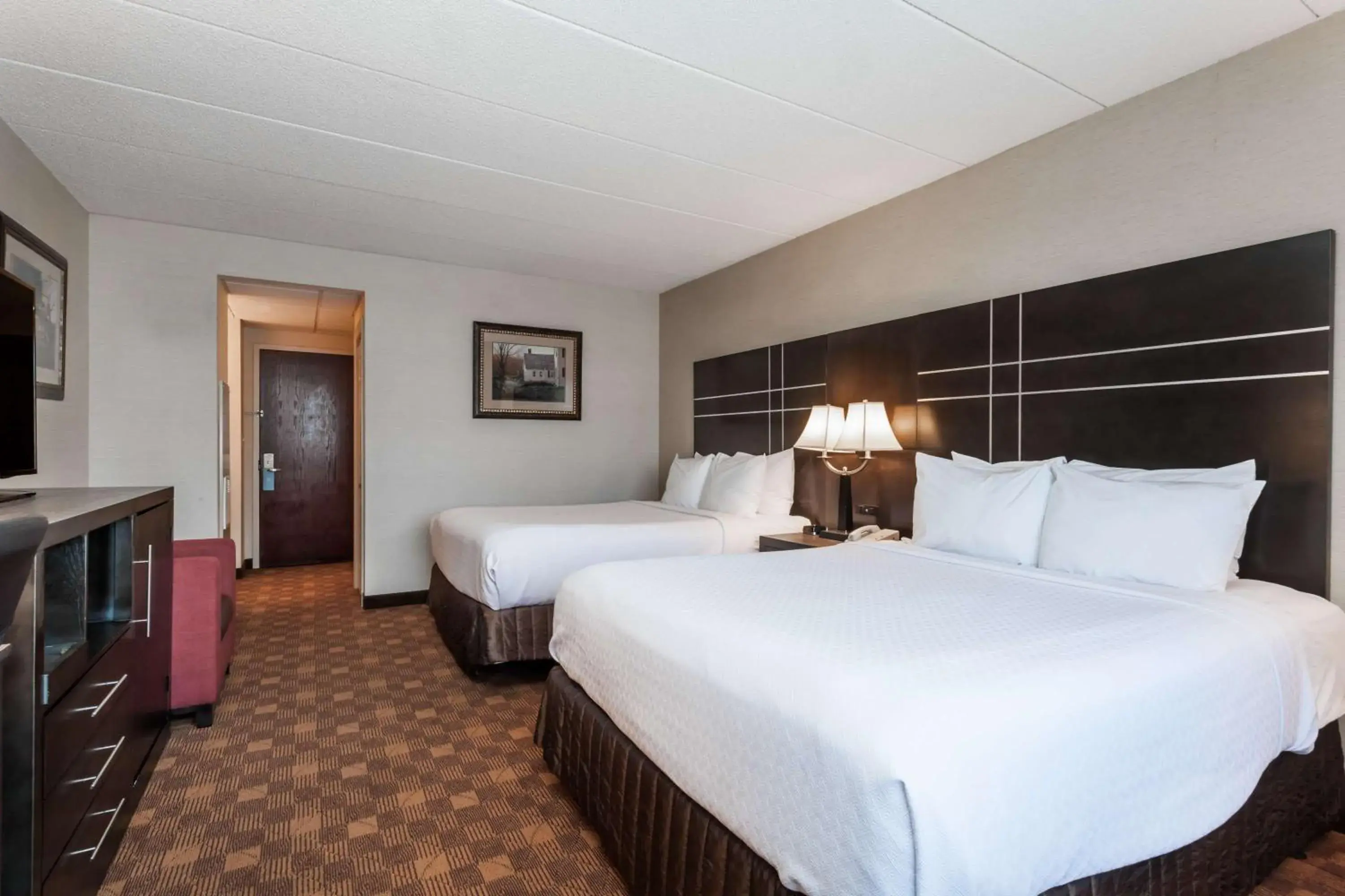 Queen Room with Two Queen Beds - Mobility Access/Non-Smoking in Wyndham Southbury Queen Room with Two Queen Beds - Mobility Access/Non-Smoking in Wyndham Southbury