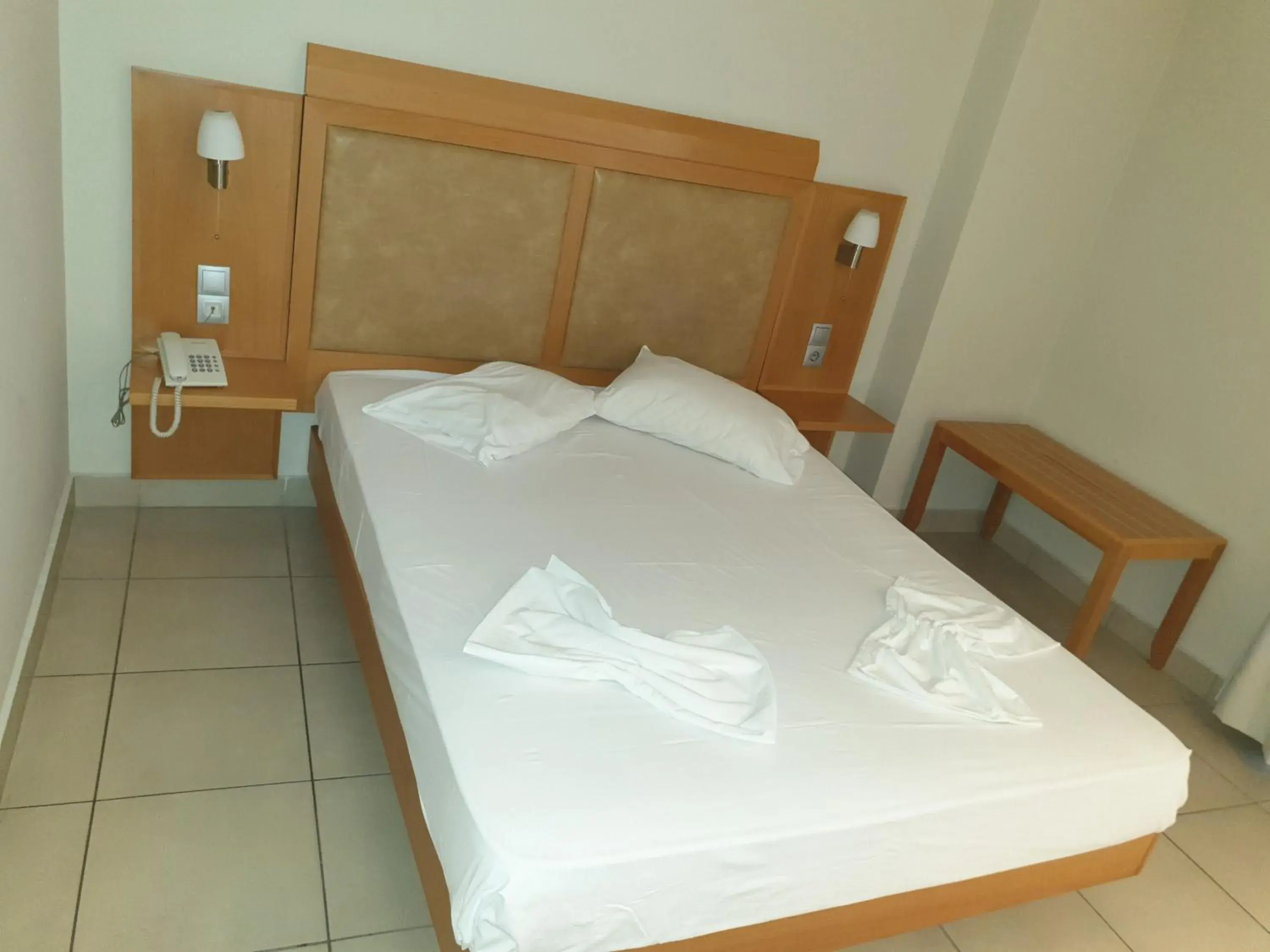 Single Room in Saint Constantine Hotel Single Room in Saint Constantine Hotel