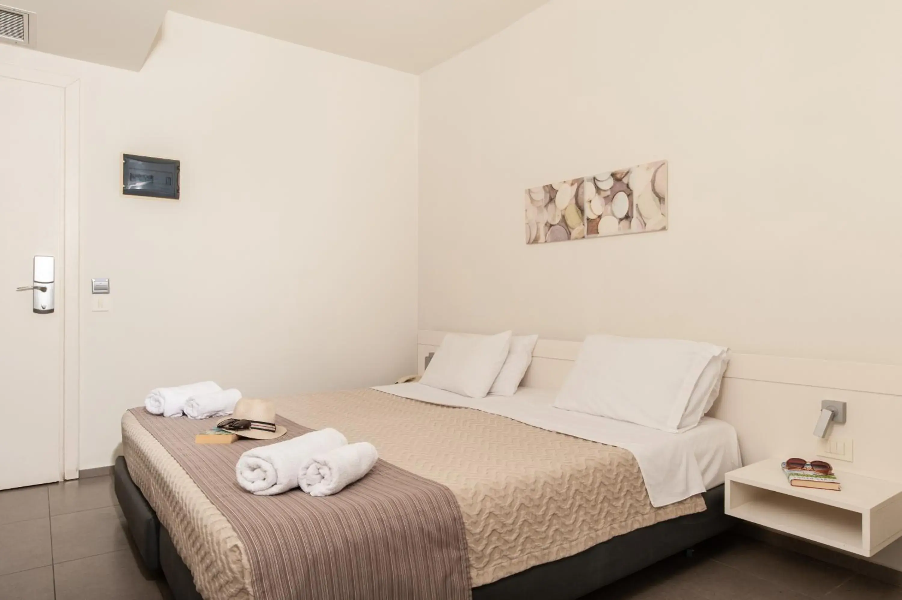 Superior Double Room in Atlantis Boutique City Hotel Superior Double Room in Atlantis Boutique City Hotel