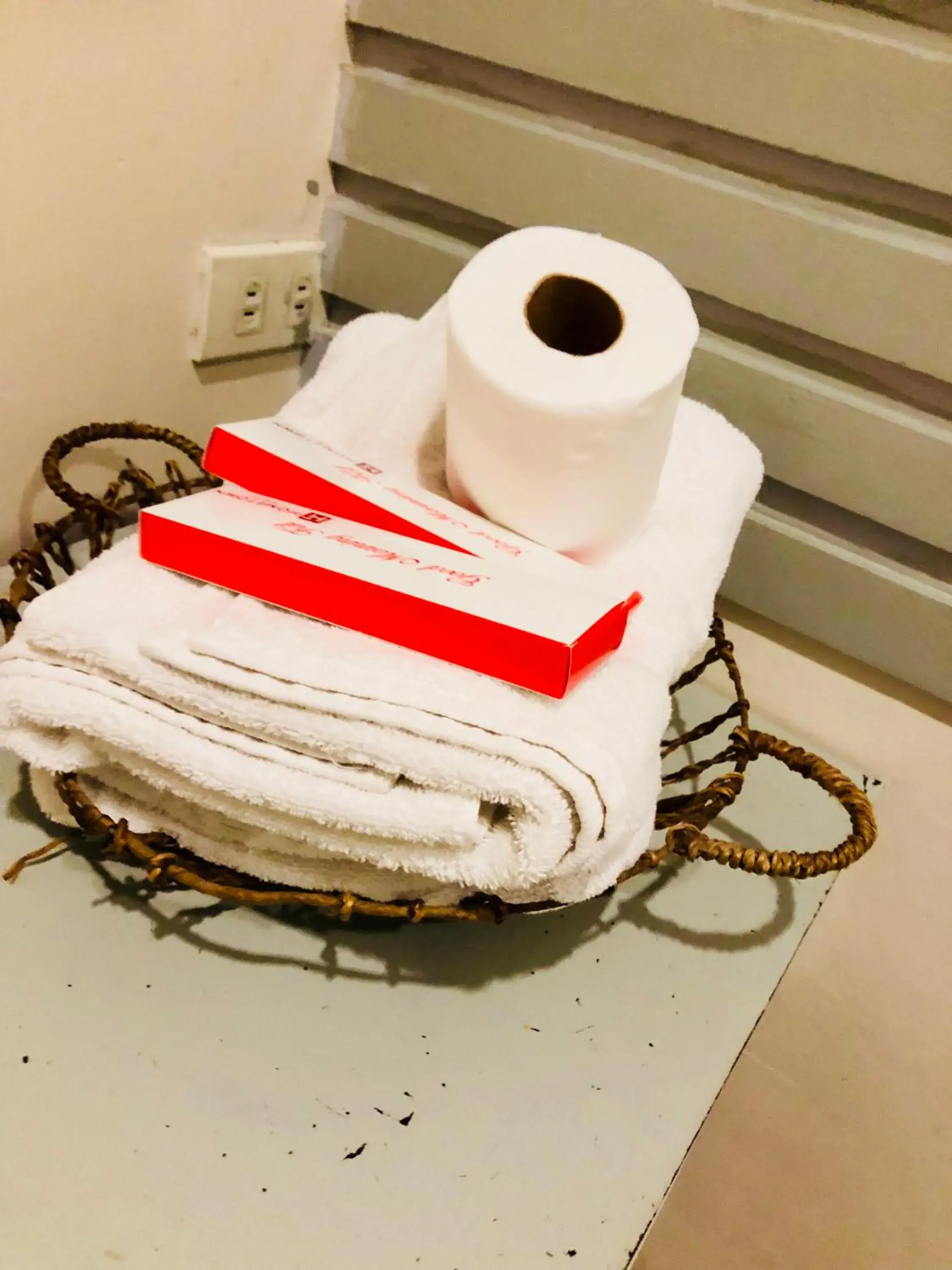 Budget Twin Room in Hometown Hotel - Lacson Bacolod Budget Twin Room in Hometown Hotel - Lacson Bacolod