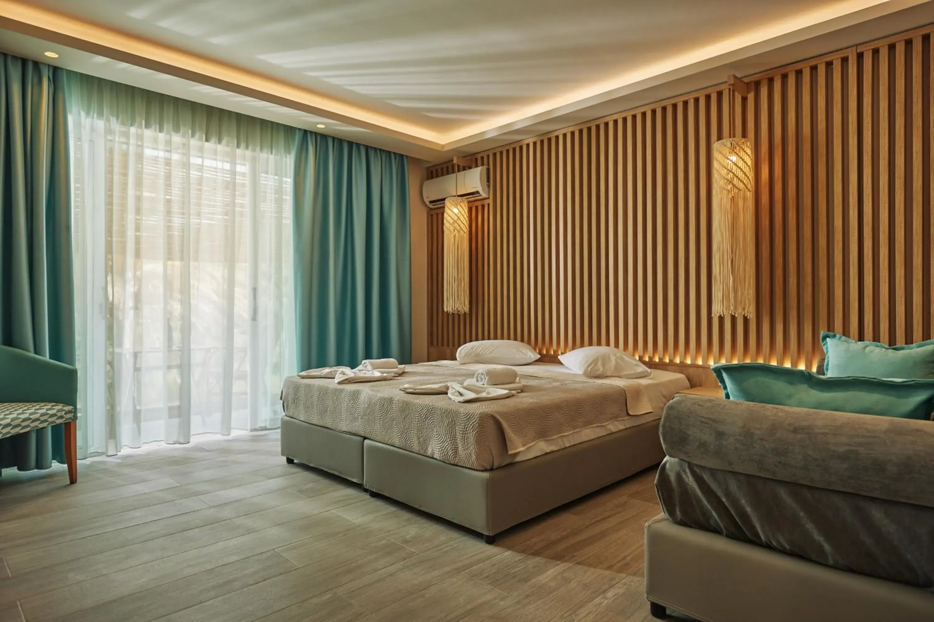 Junior Suite with Pool View in Iniohos Zante Hotel & Suites Junior Suite with Pool View in Iniohos Zante Hotel & Suites