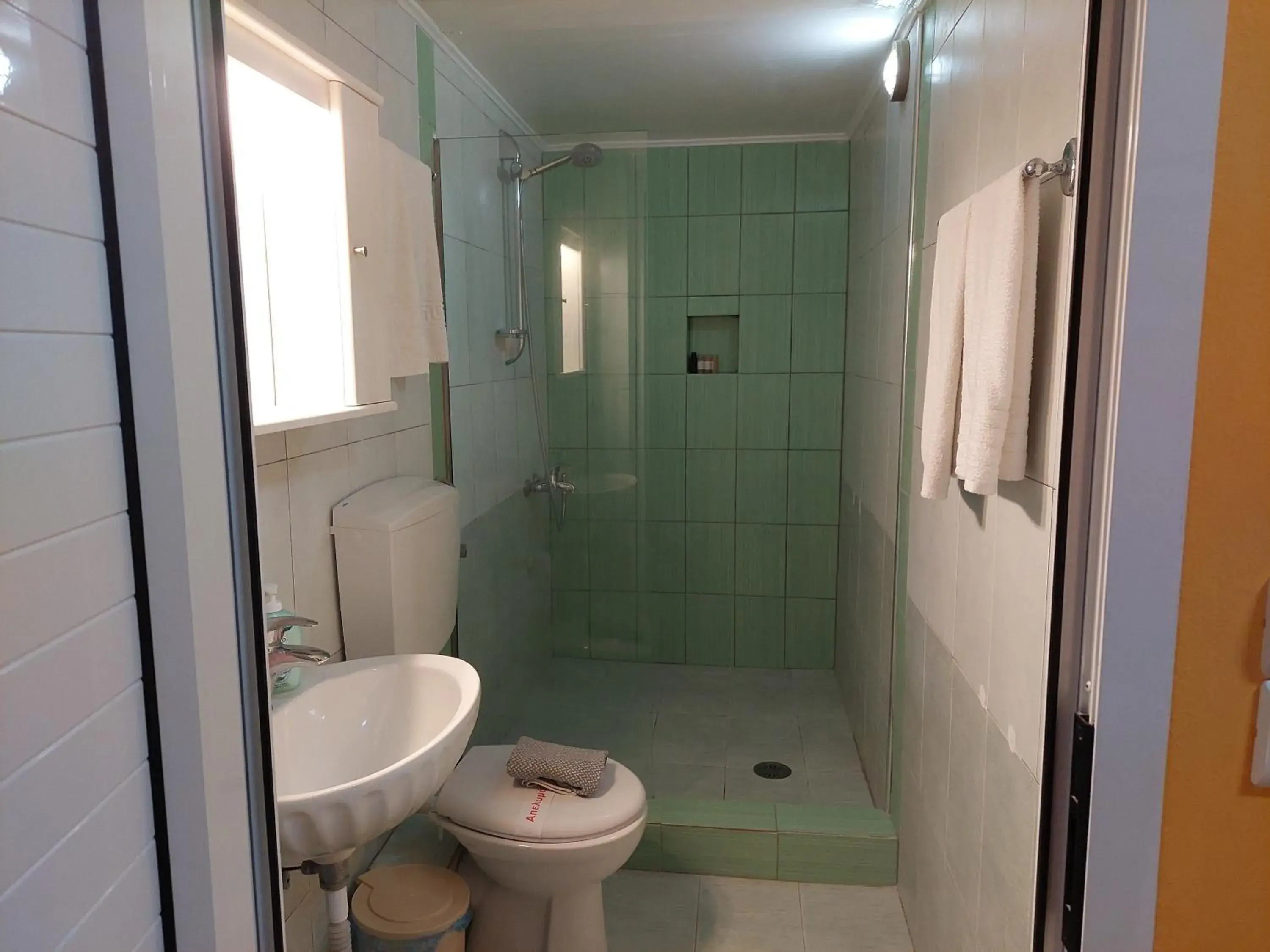 Queen Room with Two Queen Beds in Ela Mesa Queen Room with Two Queen Beds in Ela Mesa