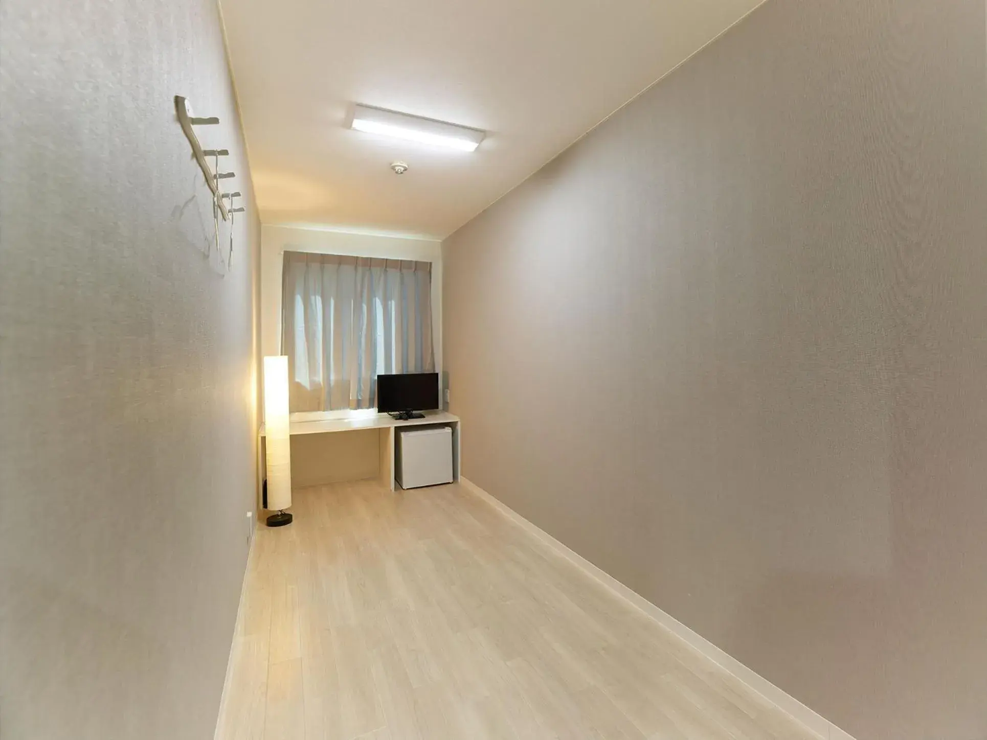 Renewal Economy Japanese-Style Single Room with Shared Bathroom - Non-Smoking in Hotel Zipang Renewal Economy Japanese-Style Single Room with Shared Bathroom - Non-Smoking in Hotel Zipang