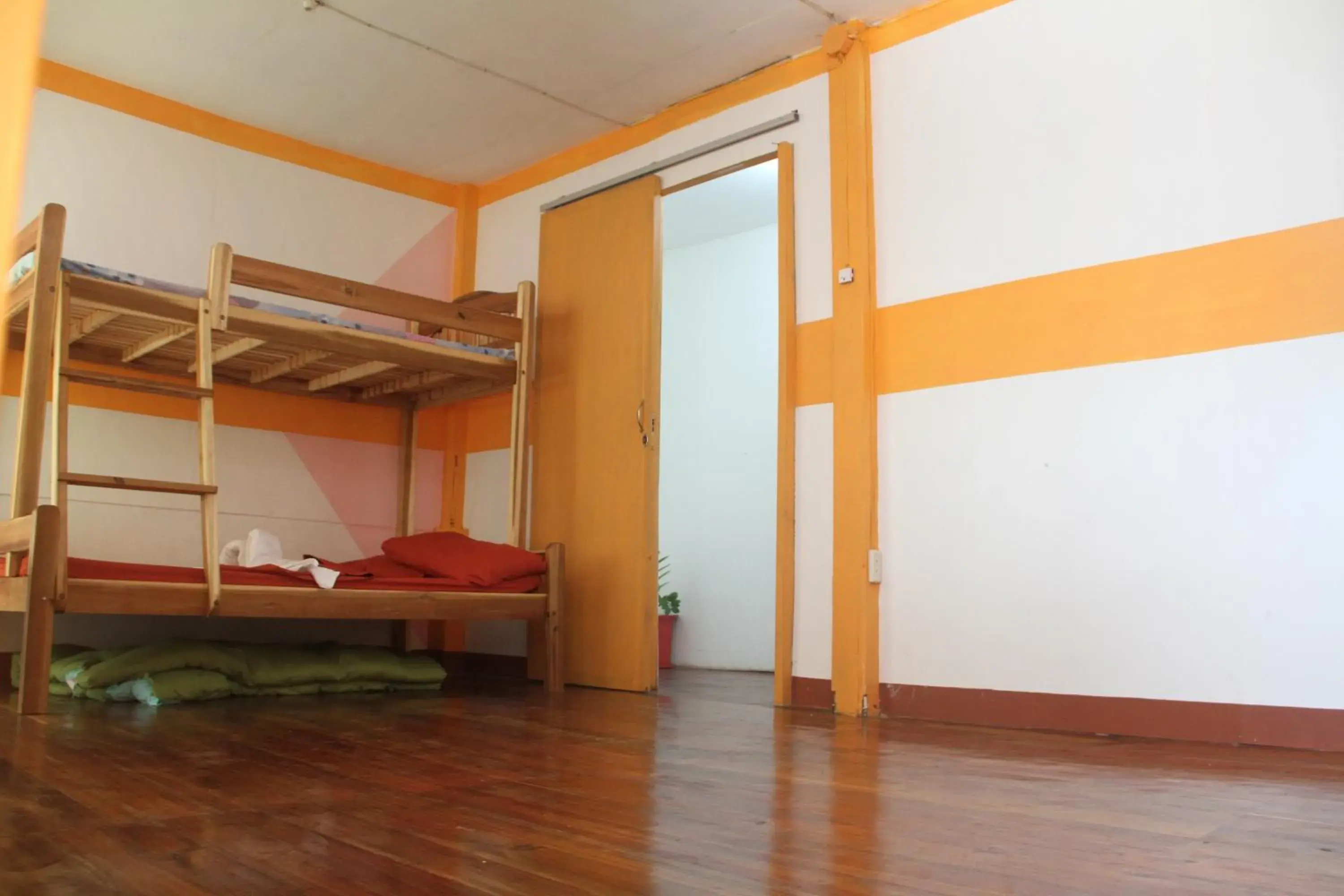 4-Bed Mixed Dormitory Room in Casaoro Homestay 4-Bed Mixed Dormitory Room in Casaoro Homestay