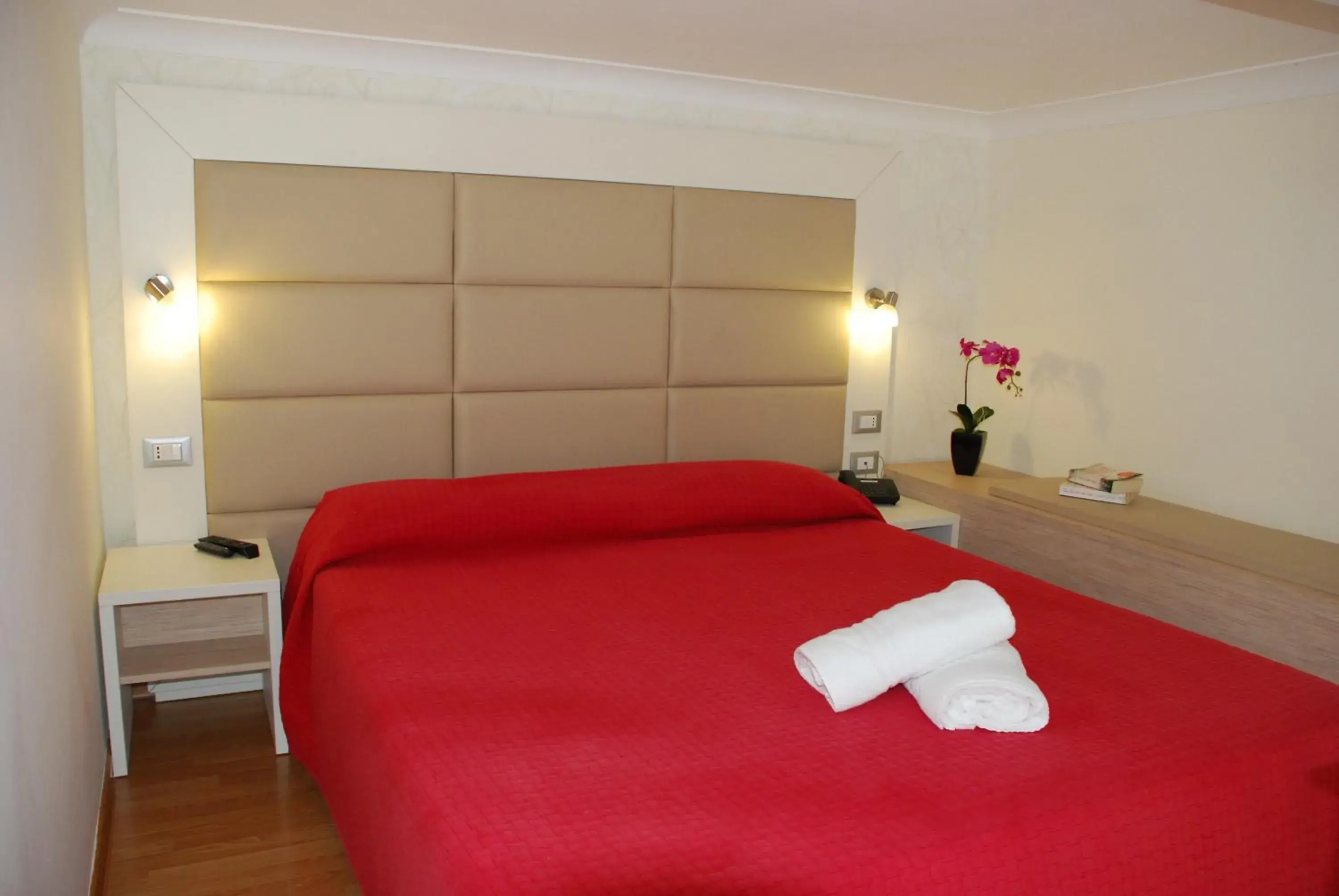 Comfort Twin Room in Villa Vittoria Tropea B&B Comfort Twin Room in Villa Vittoria Tropea B&B