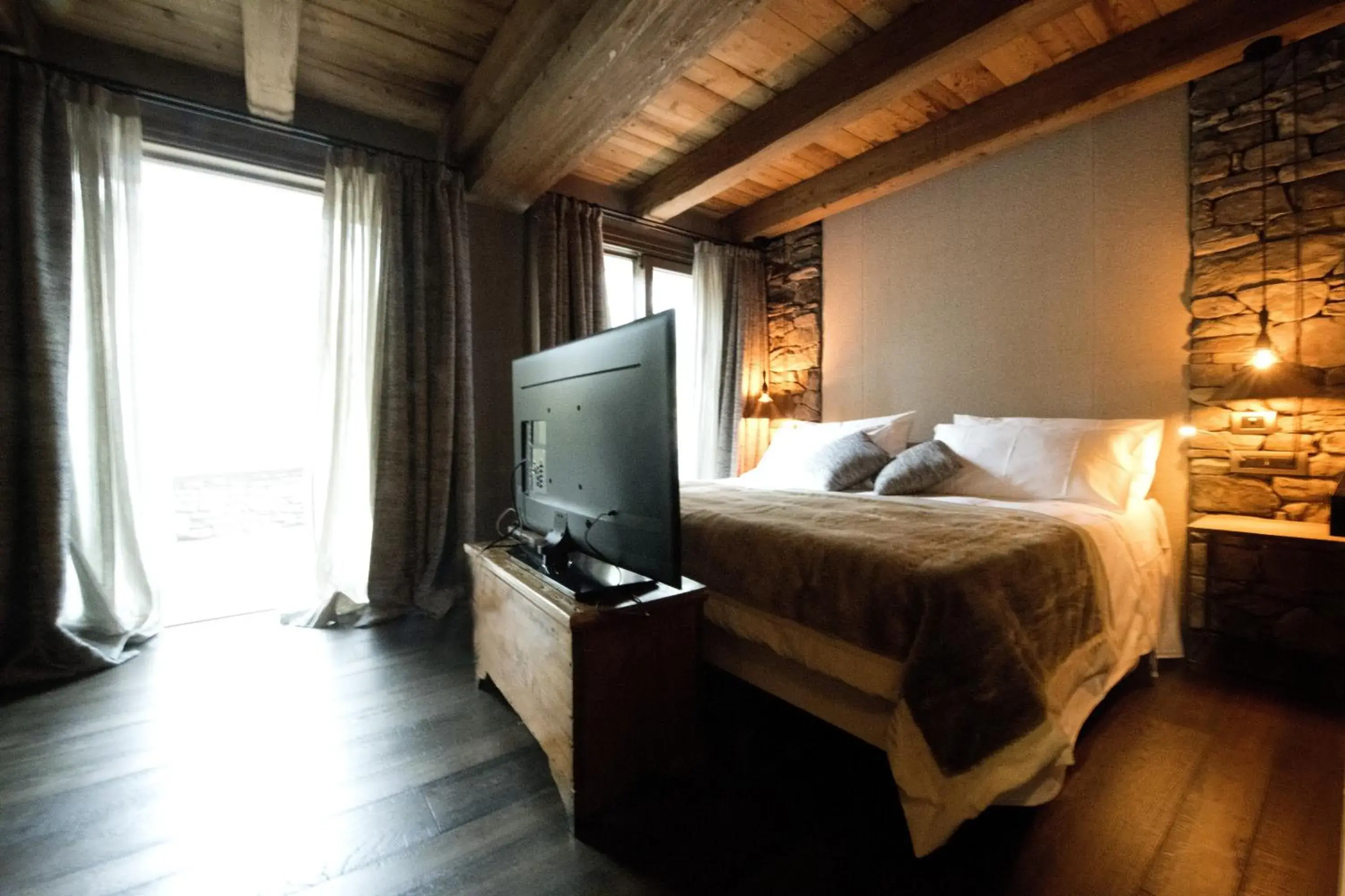 Double or Twin Room with Spa Access in Les Neiges D'Antan Double or Twin Room with Spa Access in Les Neiges D'Antan