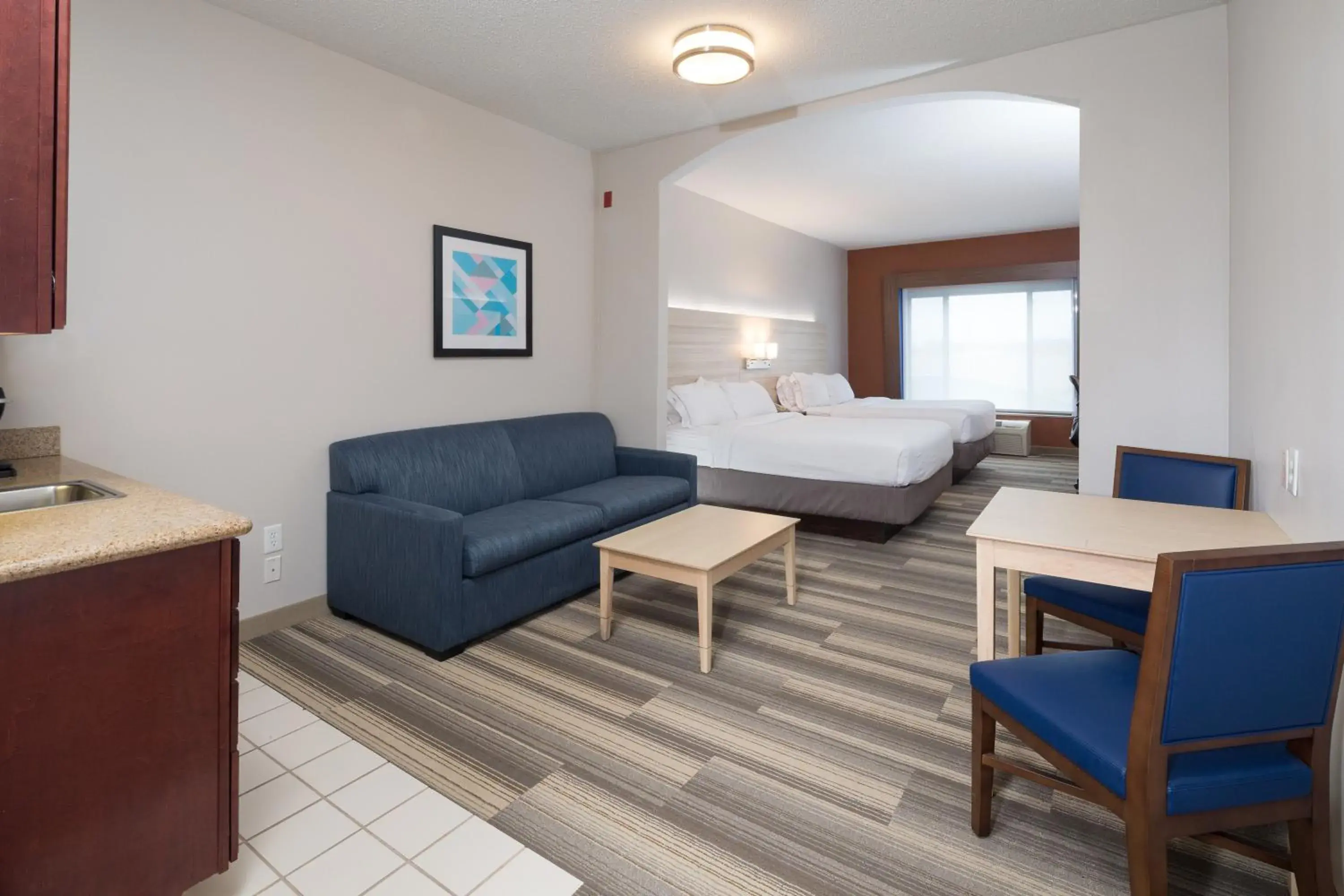 Suite - Mobility Access/Hearing Accessible in Holiday Inn Express Hotel & Suites Grand Blanc by IHG Suite - Mobility Access/Hearing Accessible in Holiday Inn Express Hotel & Suites Grand Blanc by IHG
