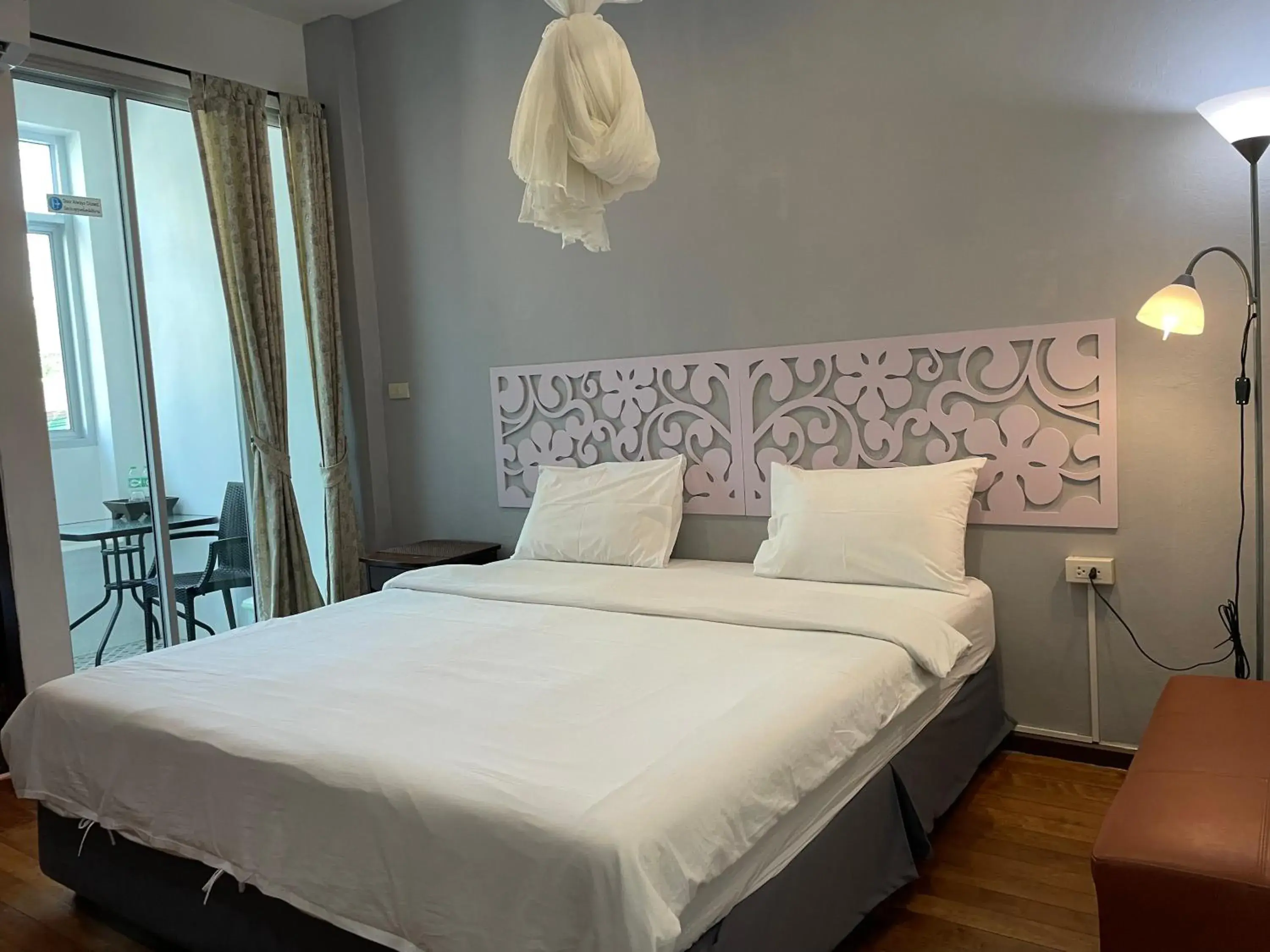 Nawaporn Place Nawaporn Place