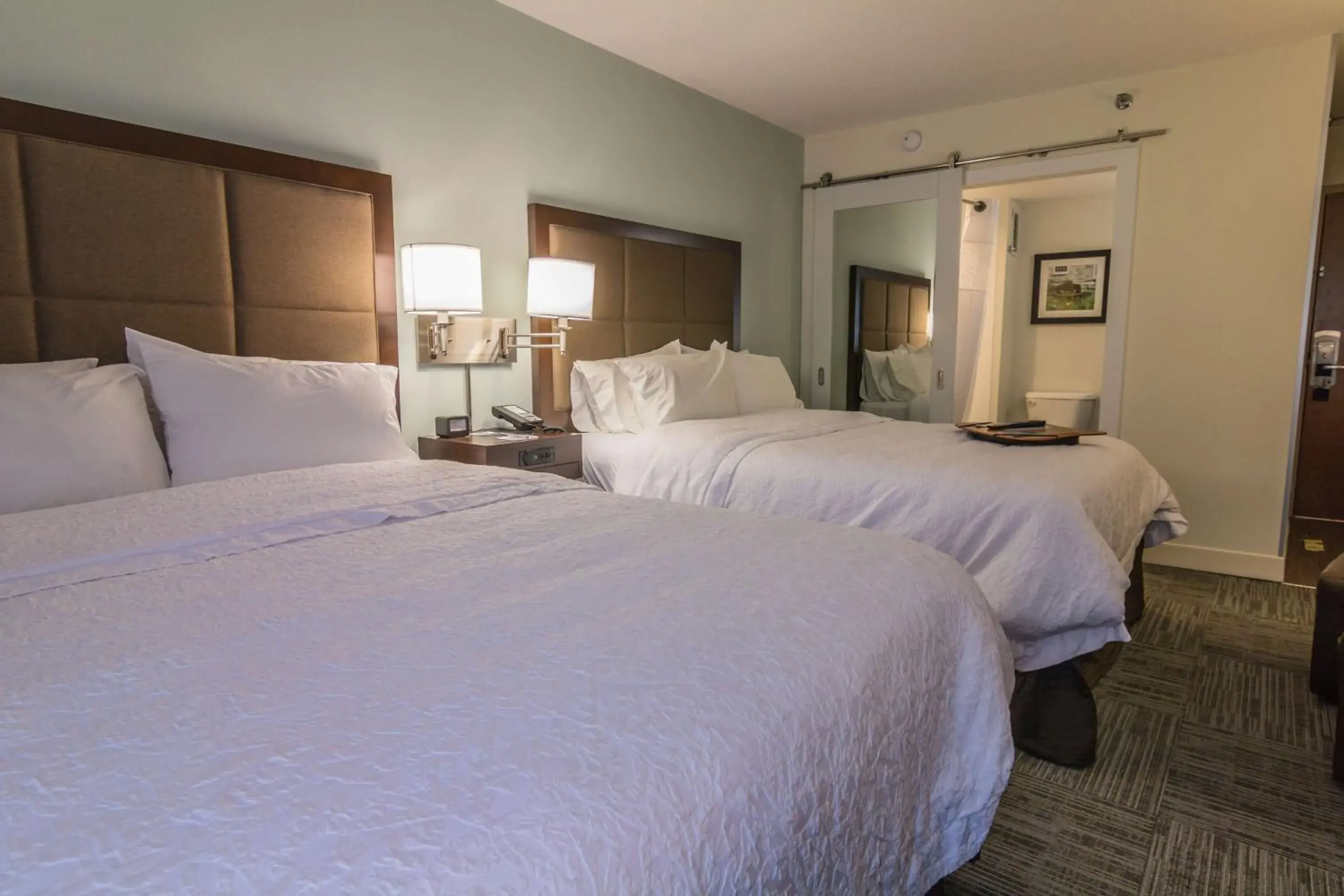 Queen Room with Two Queen Beds - Non-Smoking in Hampton Inn Winchester-University/ Mall Queen Room with Two Queen Beds - Non-Smoking in Hampton Inn Winchester-University/ Mall