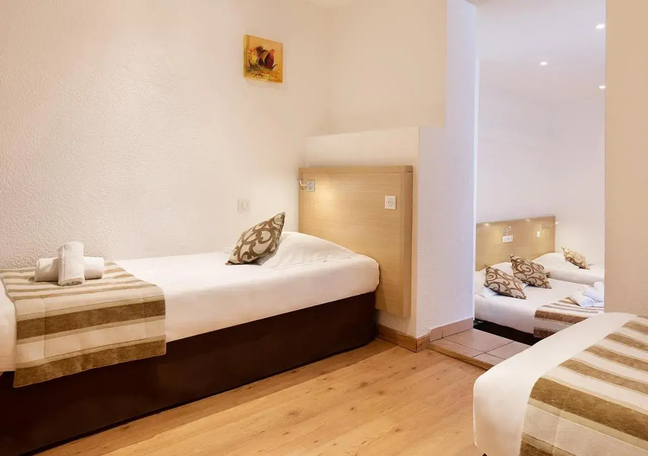 Family Room in Holzer II Family Room in Holzer II