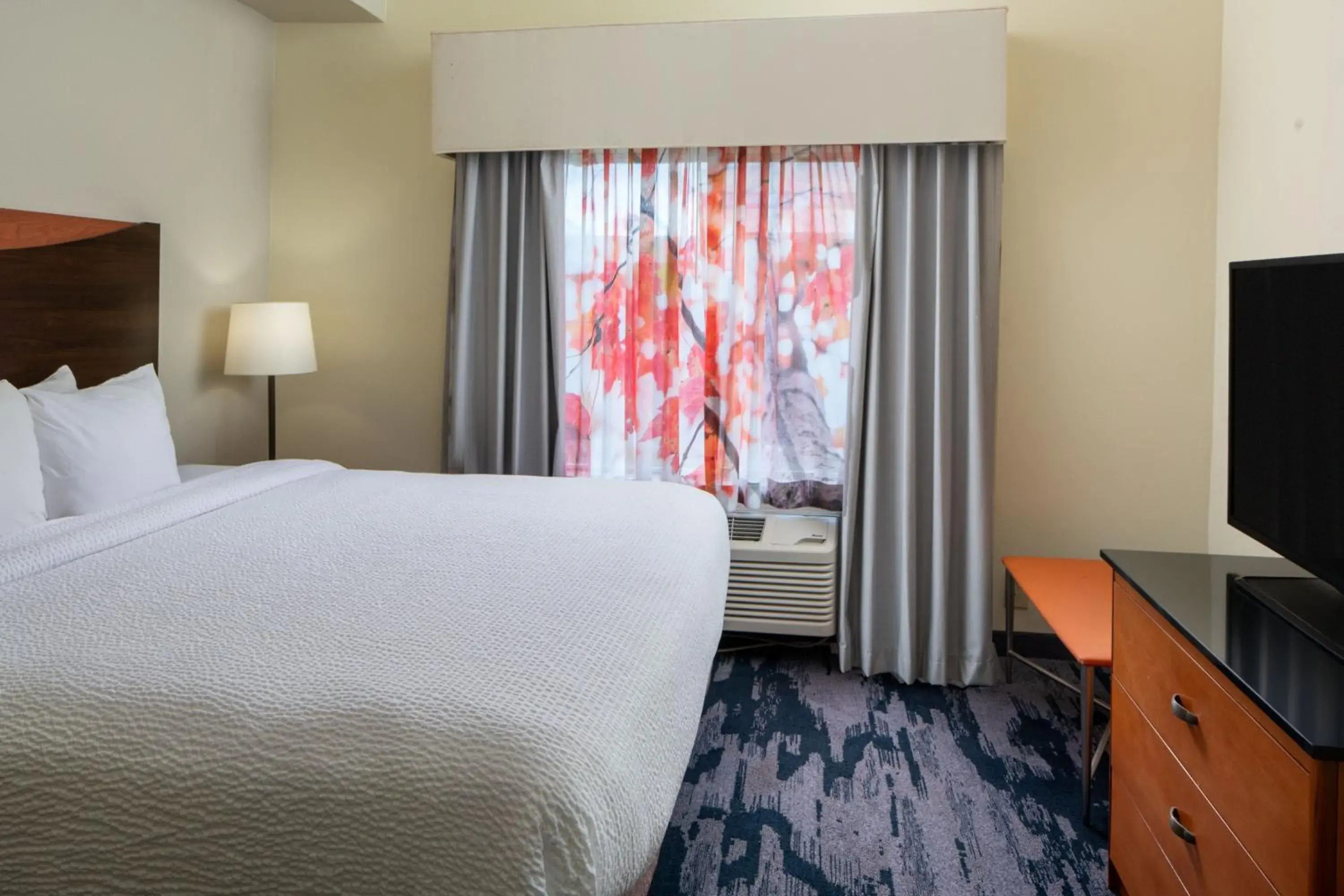 Deluxe King Room with Sofa Bed in Fairfield Inn and Suites Gulfport / Biloxi Deluxe King Room with Sofa Bed in Fairfield Inn and Suites Gulfport / Biloxi