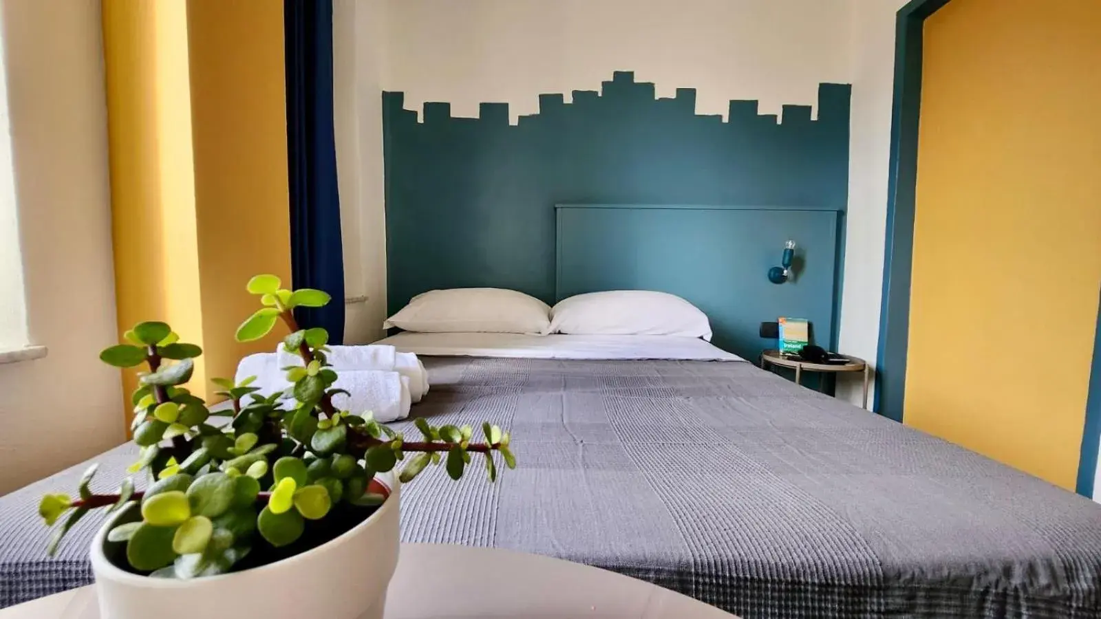 Double or Twin Room in Hotel Bello by Ostello Bello Double or Twin Room in Hotel Bello by Ostello Bello