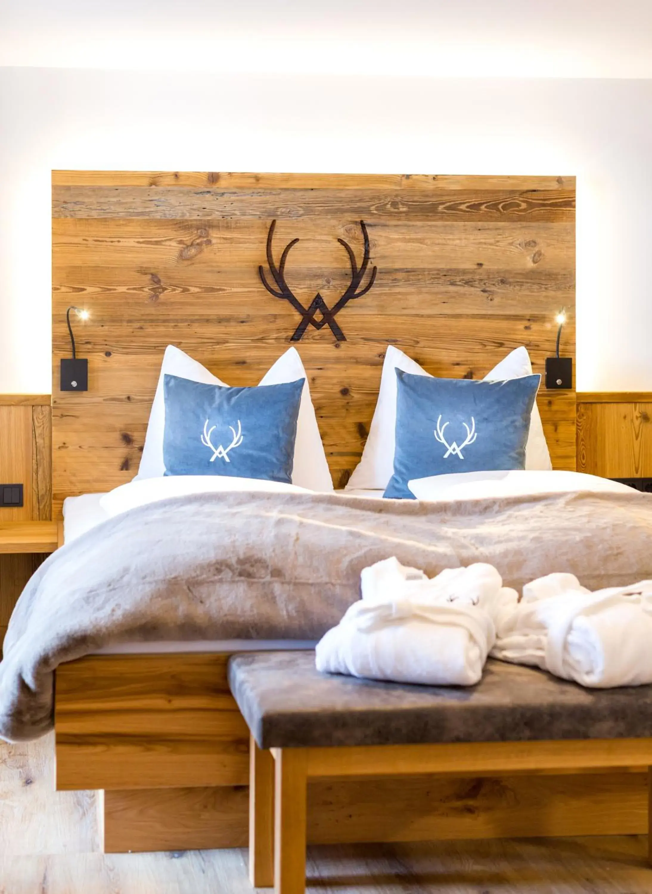 Junior Suite with Balcony - single occupancy in SOULSISTERS' Hotel 4 Sterne Superior Junior Suite with Balcony - single occupancy in SOULSISTERS' Hotel 4 Sterne Superior