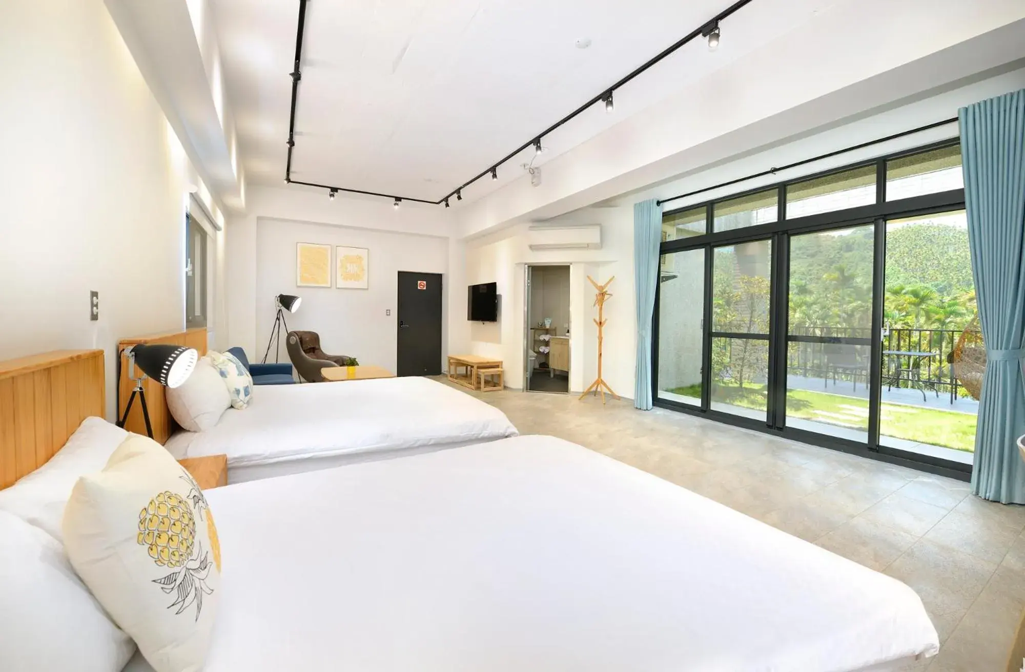 Quadruple Room with Terrace in Notting Hill B&B Quadruple Room with Terrace in Notting Hill B&B