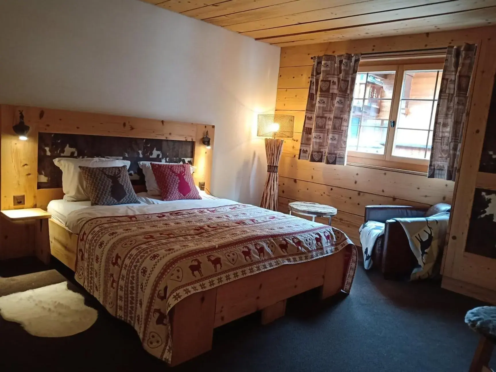 Double Room with Hamlet View in Hotel L'Etable Double Room with Hamlet View in Hotel L'Etable