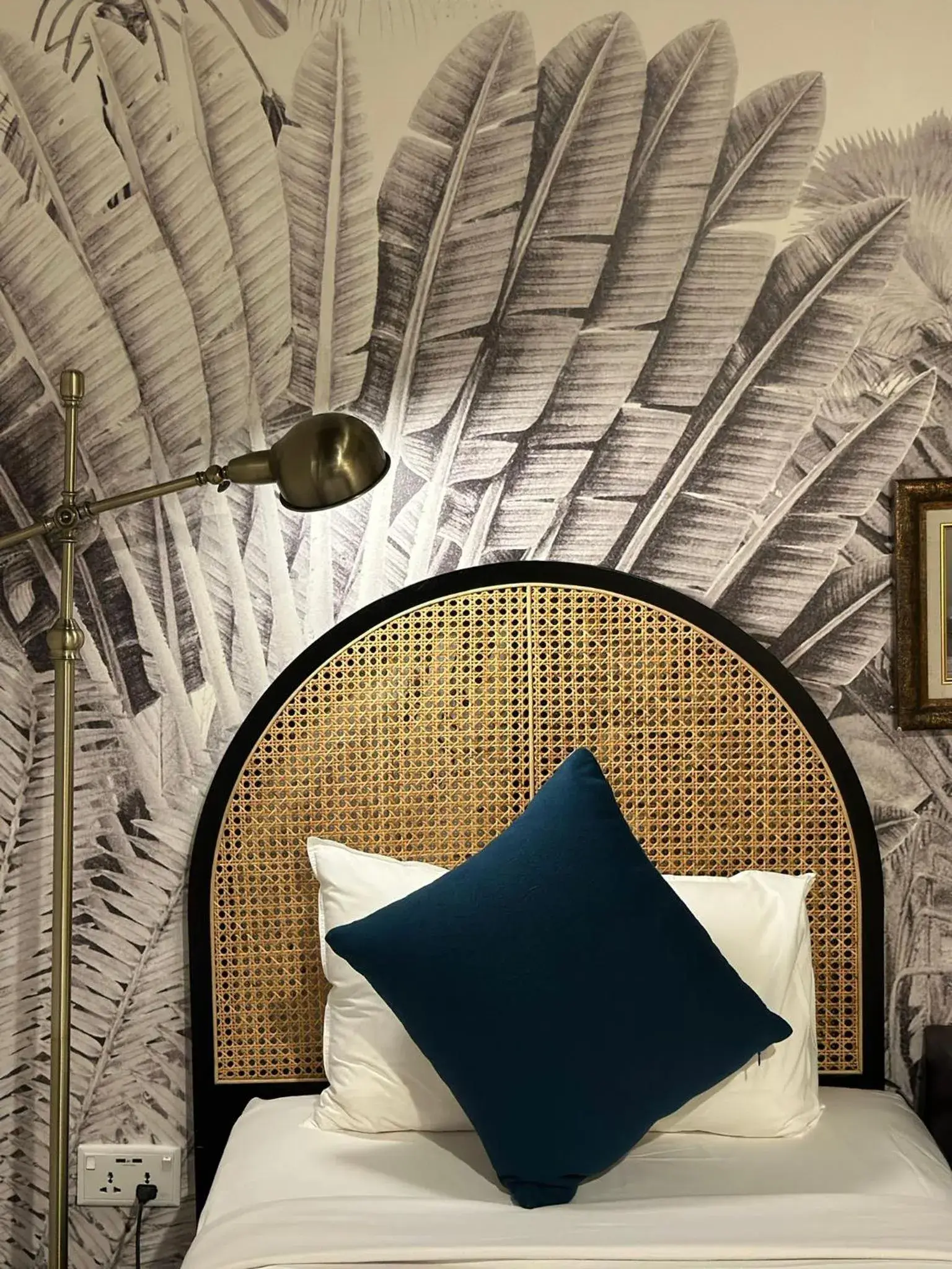 Signature in Check-Inn at Little India Signature in Check-Inn at Little India