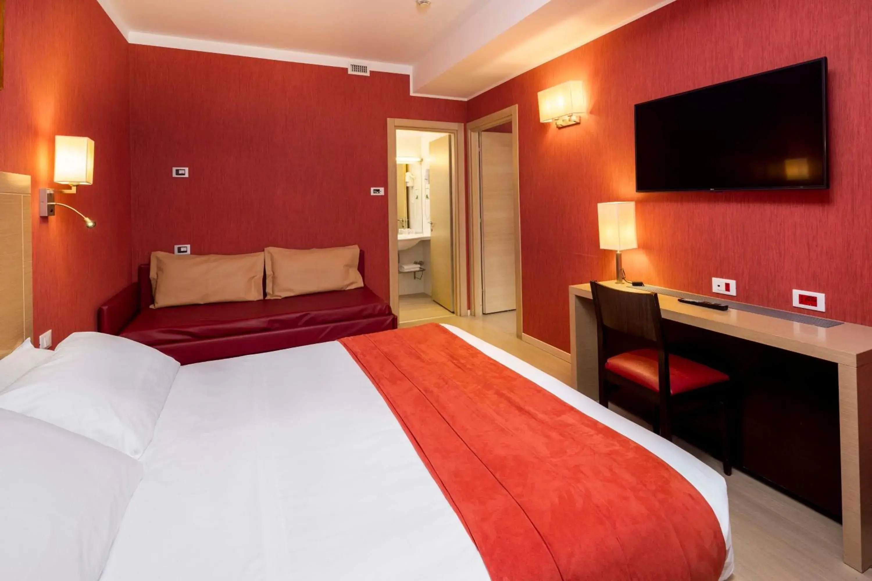 Family Room in Best Western Porto Antico Family Room in Best Western Porto Antico