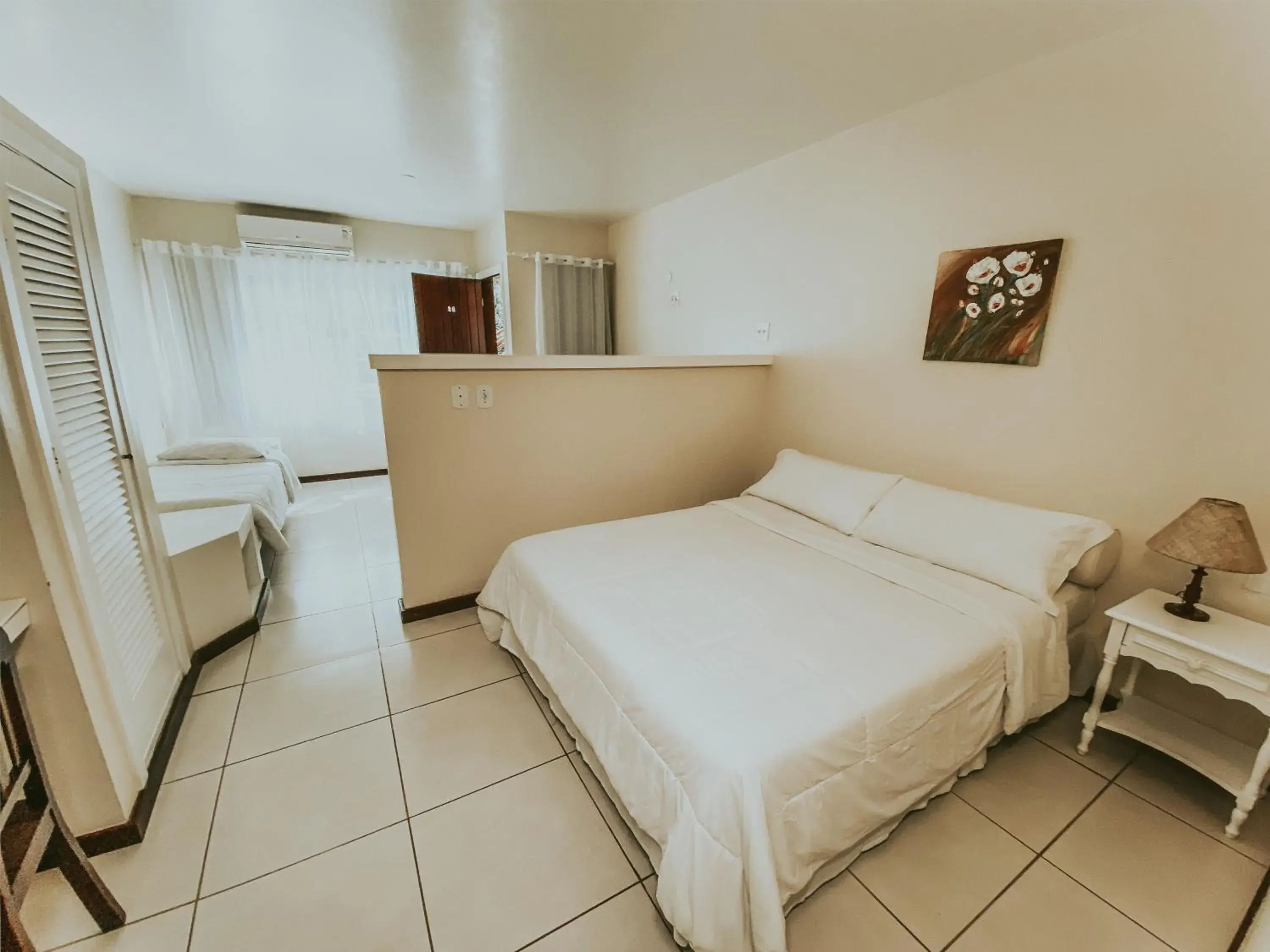 Standard Triple Room in Pousada dos Reis Standard Triple Room in Pousada dos Reis