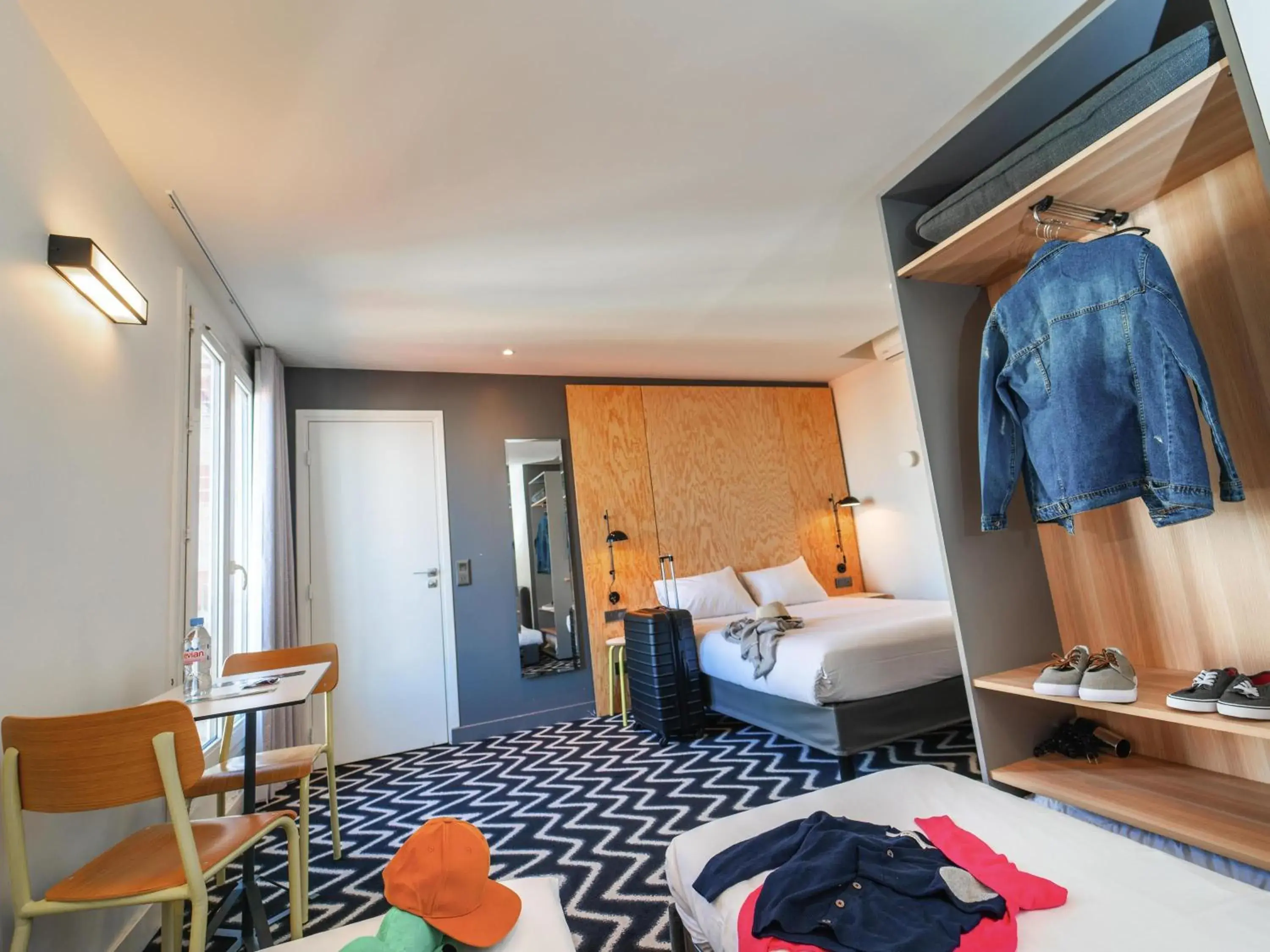 Standard Suite with One Double Bed and Two Single Beds in Ibis Styles Paris Place d'Italie - Butte Aux Cailles Standard Suite with One Double Bed and Two Single Beds in Ibis Styles Paris Place d'Italie - Butte Aux Cailles