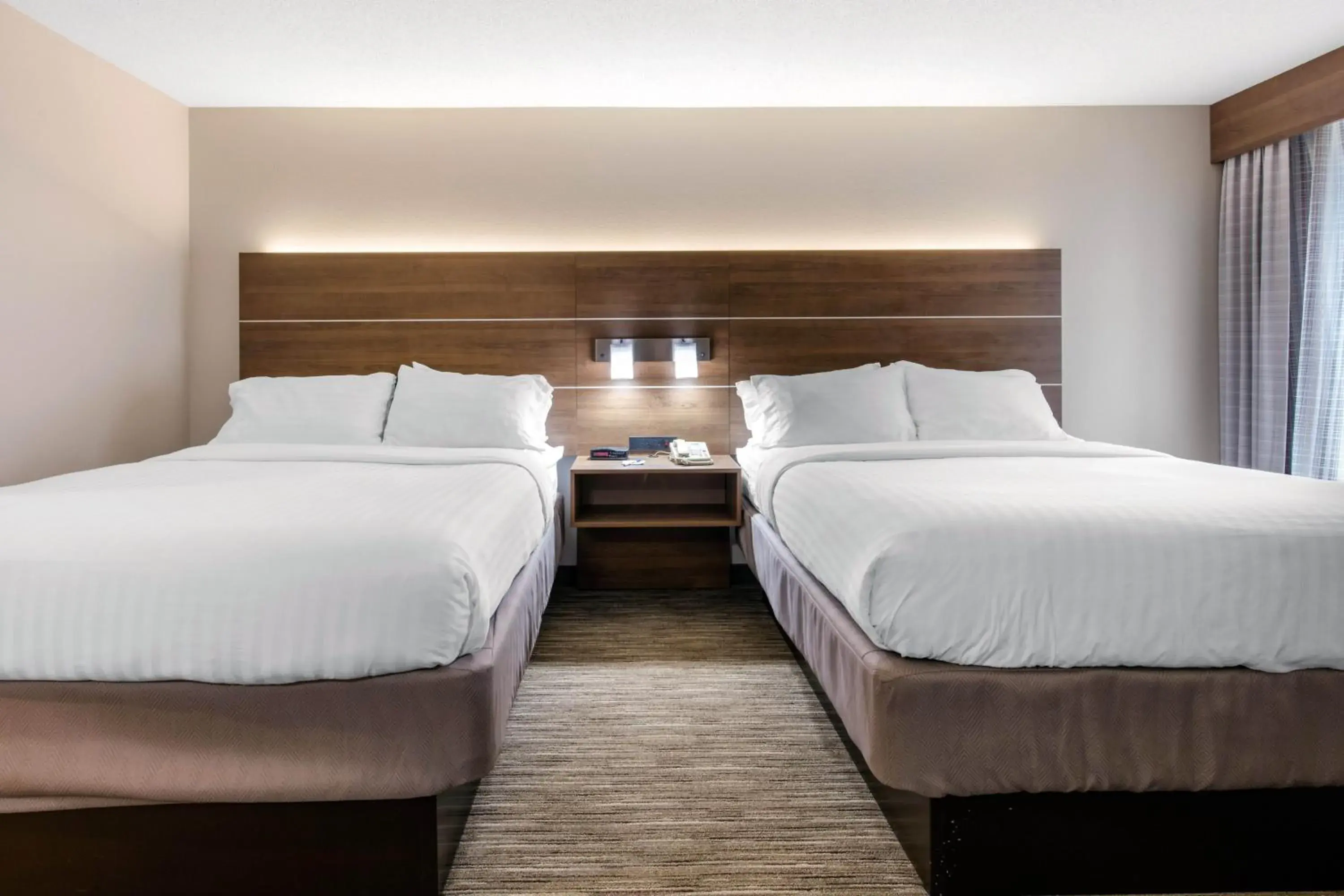 Room with Two Beds - Hearing Accessible - Non-Smoking in Holiday Inn Express Henderson by IHG Room with Two Beds - Hearing Accessible - Non-Smoking in Holiday Inn Express Henderson by IHG