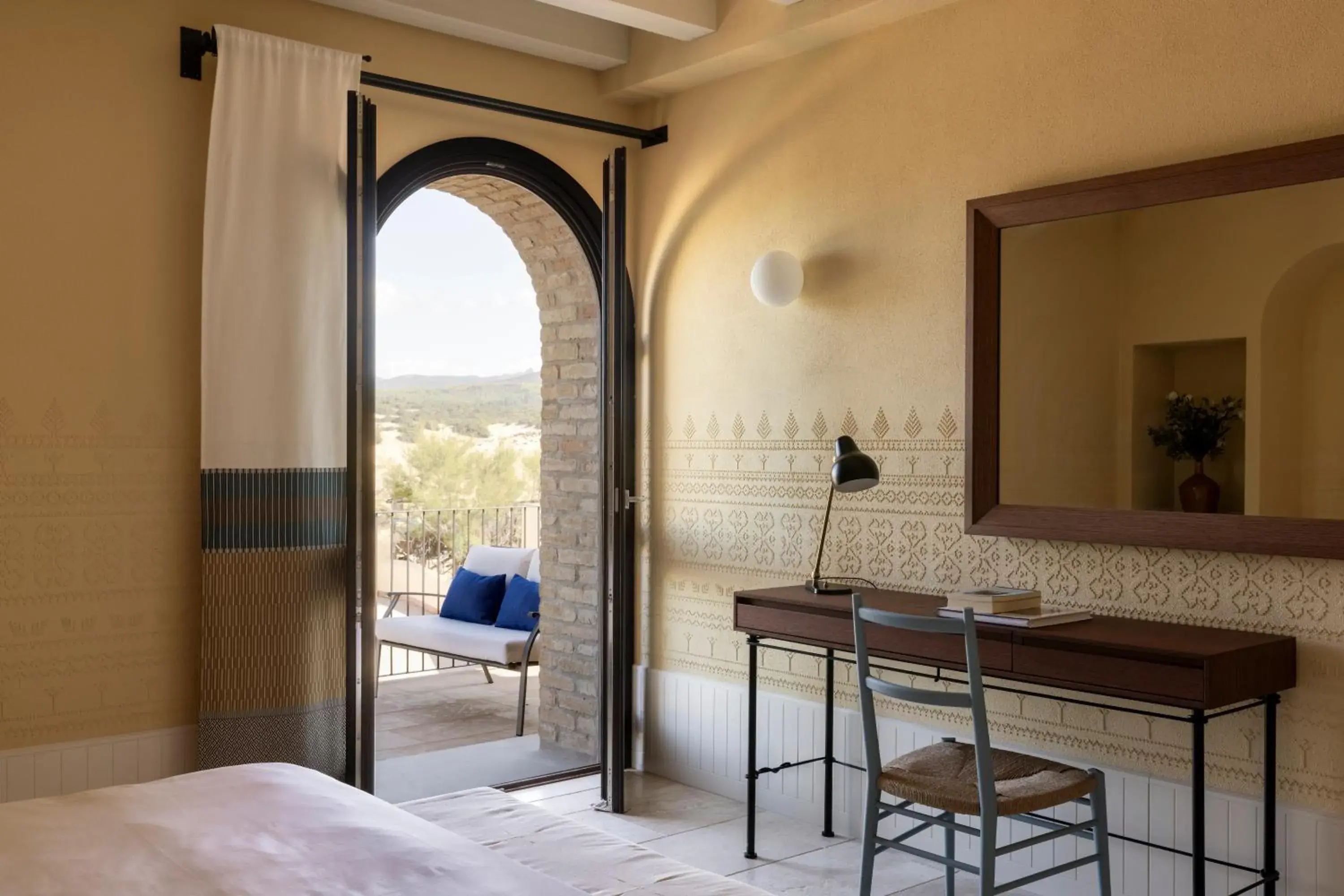 Queen Room with Balcony in Hotel Le Dune Piscinas Queen Room with Balcony in Hotel Le Dune Piscinas