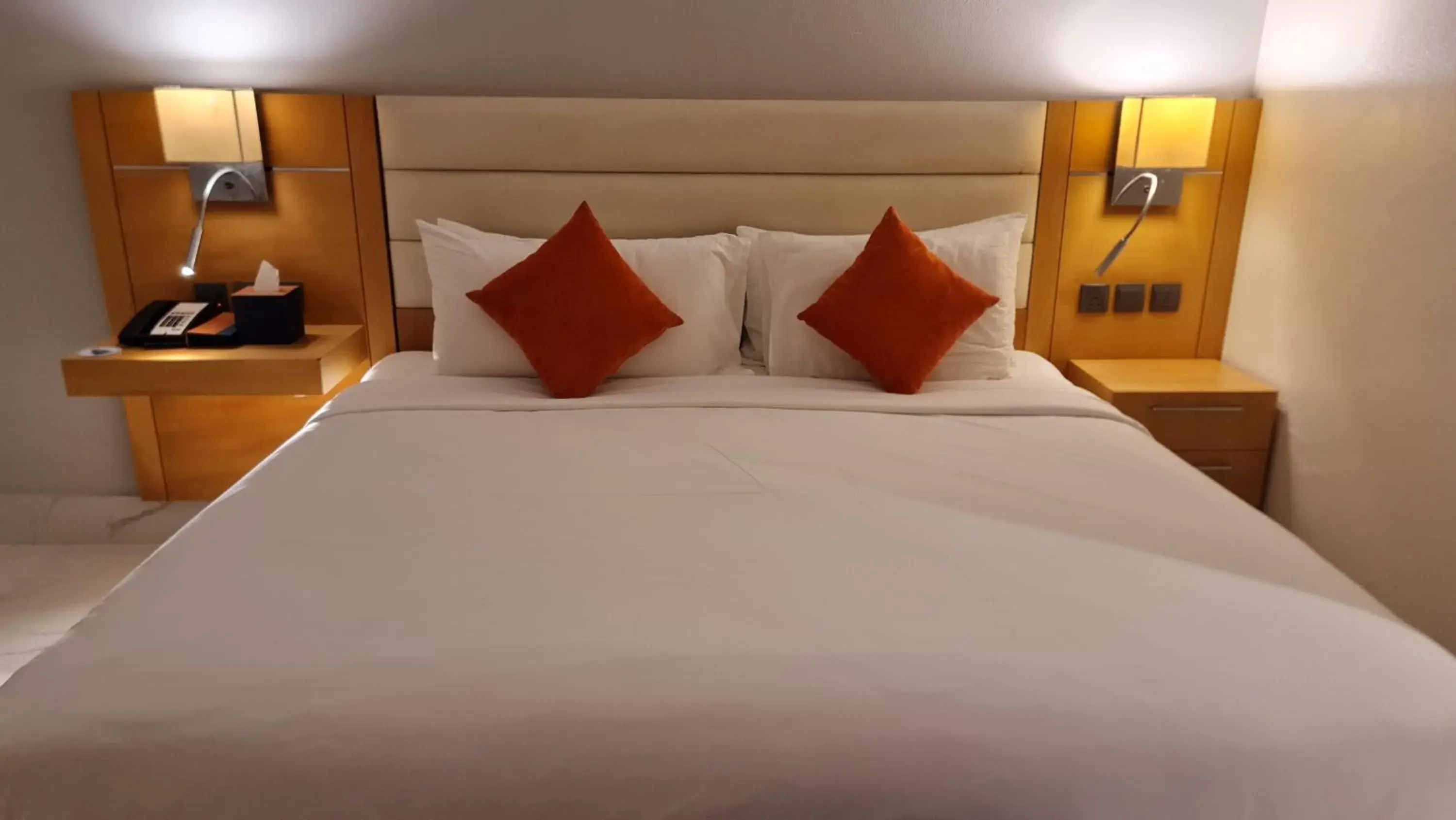 Deluxe King Room - Non-Smoking in Mena Holiday Beach Resort Half Moon Deluxe King Room - Non-Smoking in Mena Holiday Beach Resort Half Moon