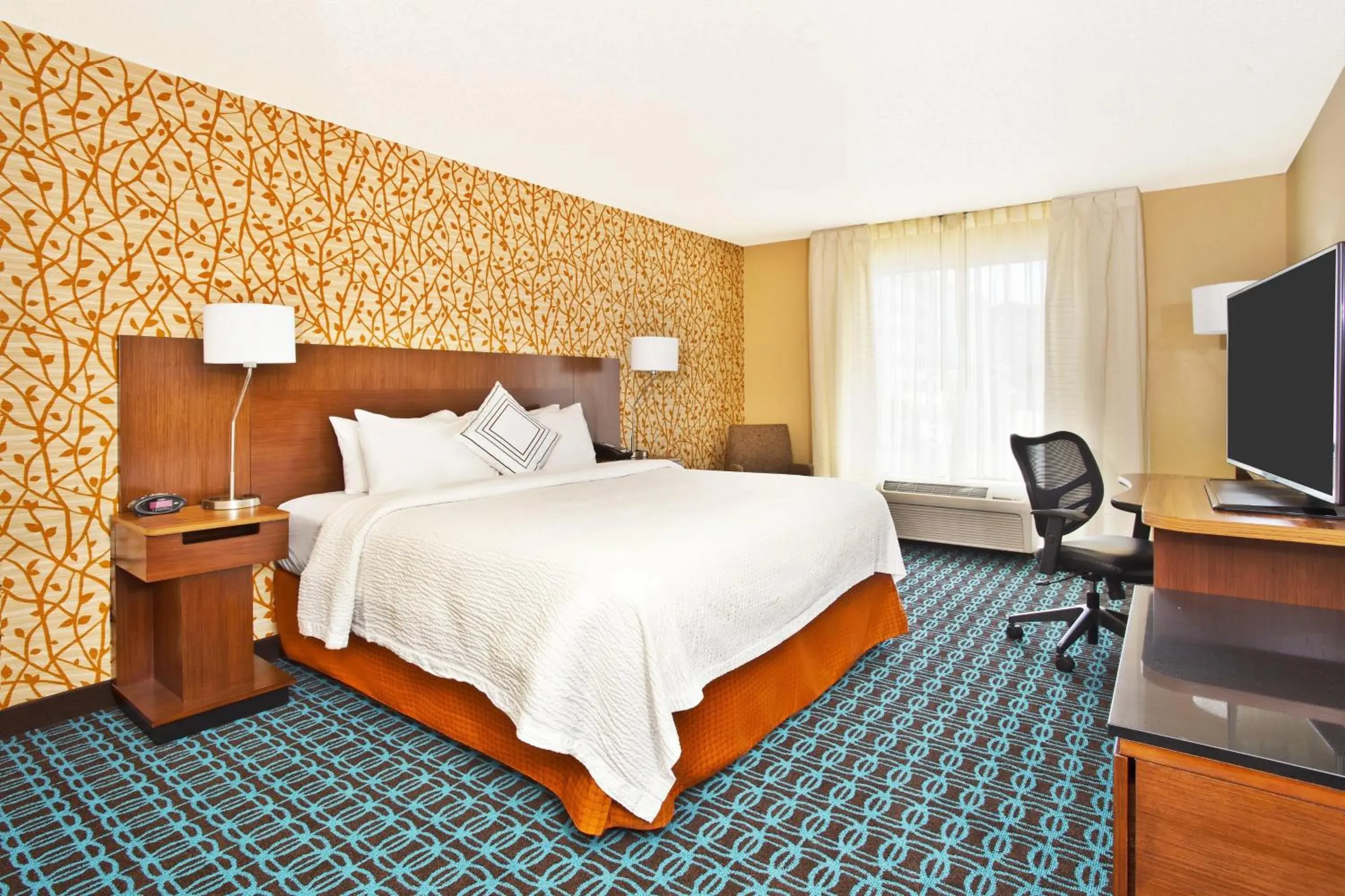 King Room in Fairfield Inn & Suites by Marriott Madison West/Middleton King Room in Fairfield Inn & Suites by Marriott Madison West/Middleton