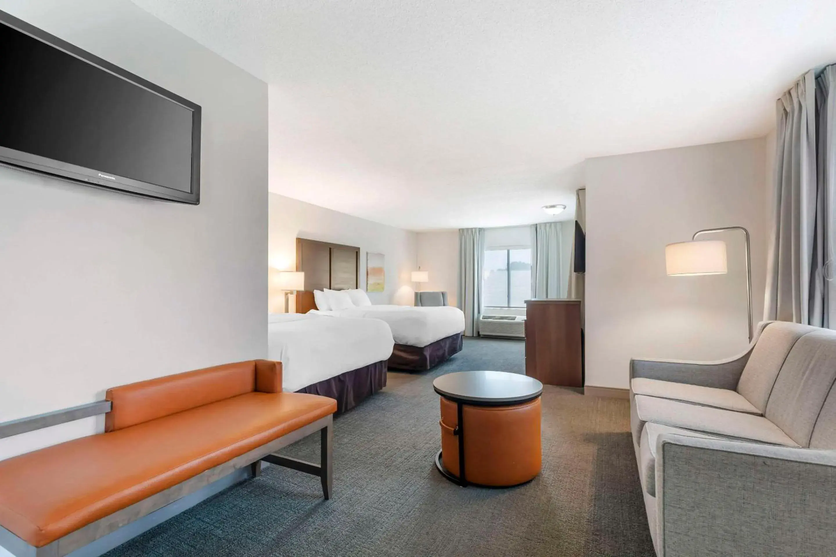 Suite with Two Queen Beds and Accessible Tub, Sofa Bed - Accessible/Non Smoking in Comfort Inn & Suites Chestertown Suite with Two Queen Beds and Accessible Tub, Sofa Bed - Accessible/Non Smoking in Comfort Inn & Suites Chestertown