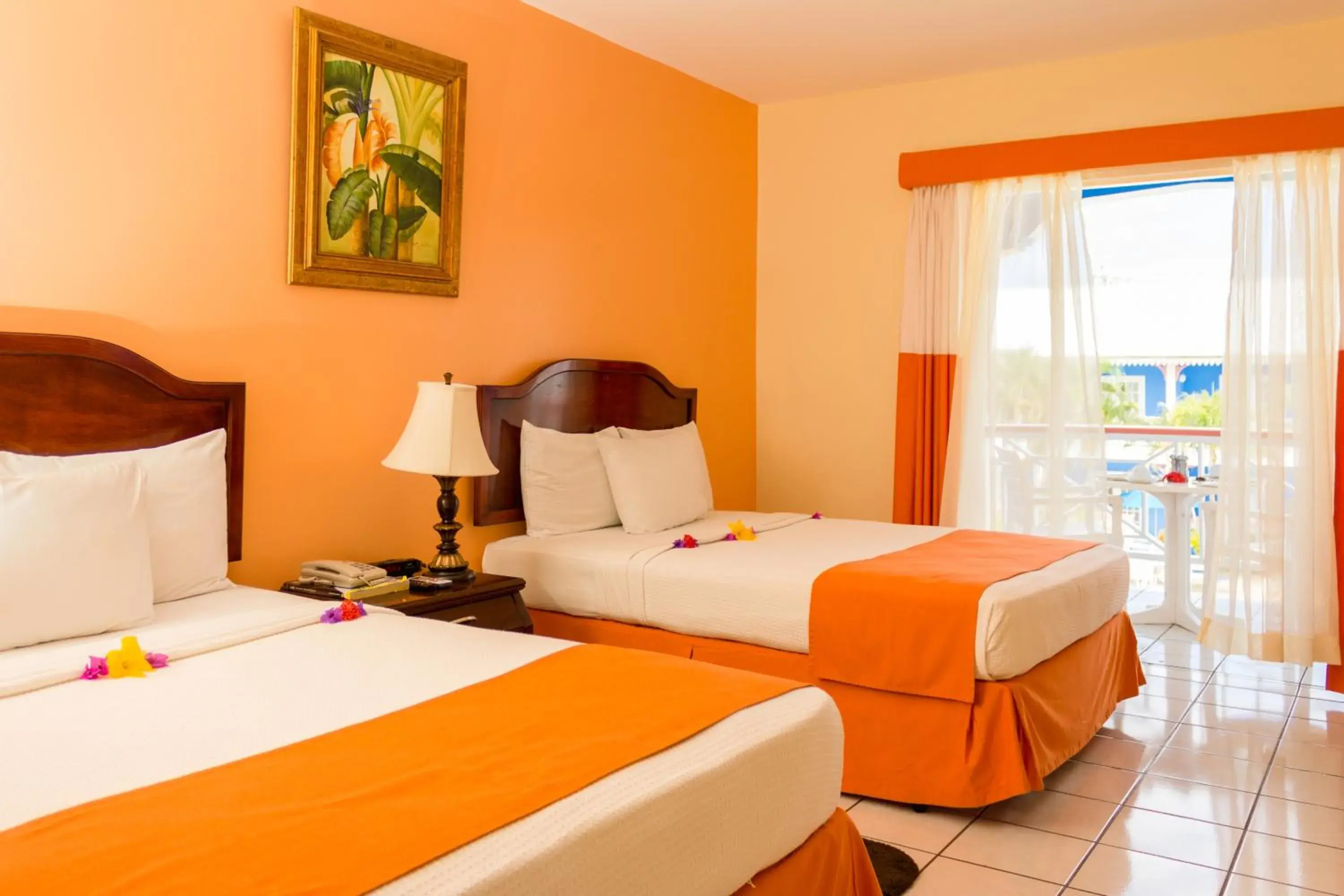 Superior Room Double in Bay Gardens Inn Superior Room Double in Bay Gardens Inn