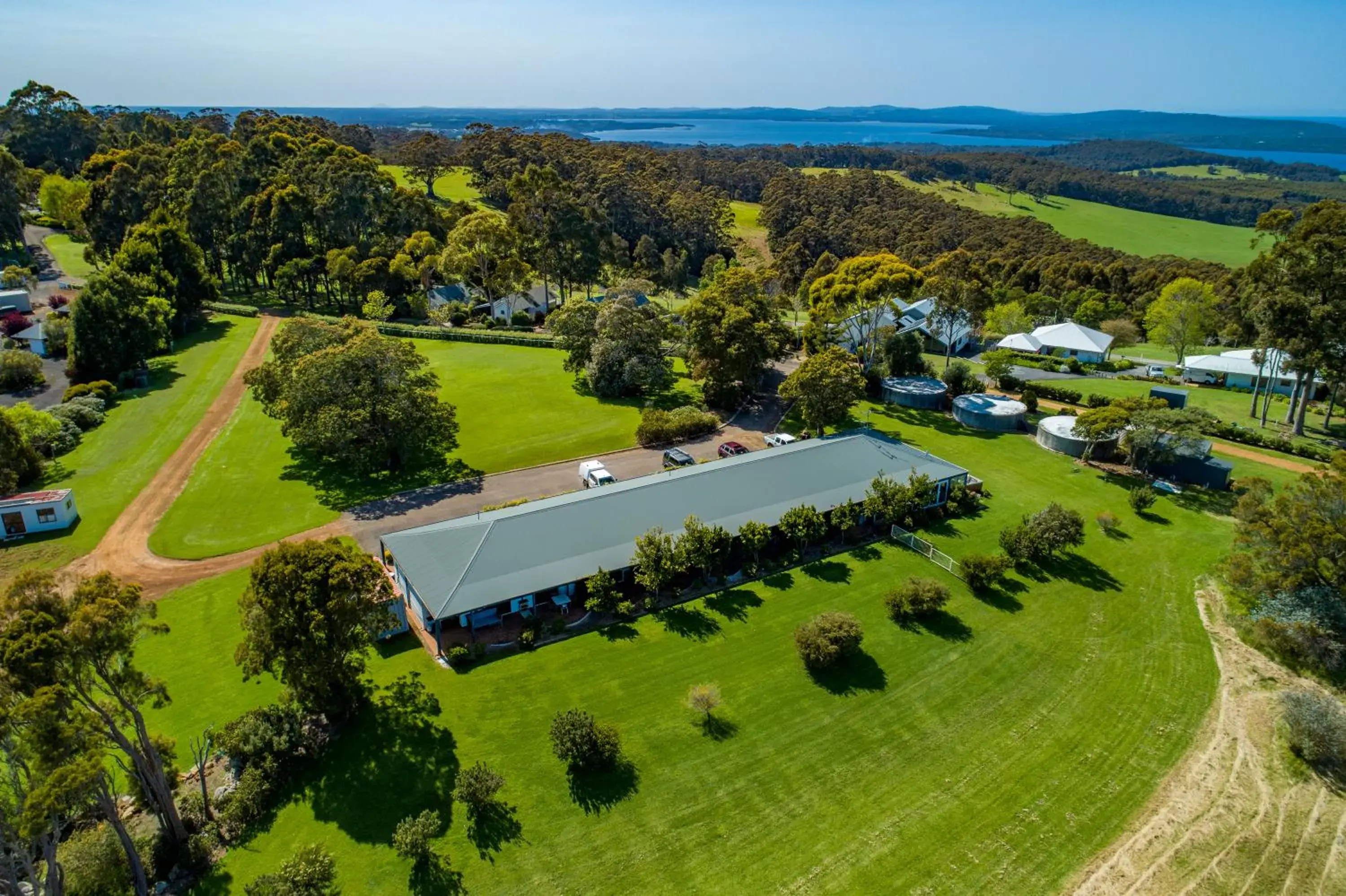 Family Room with Mountain View in Karri Aura Family Room with Mountain View in Karri Aura